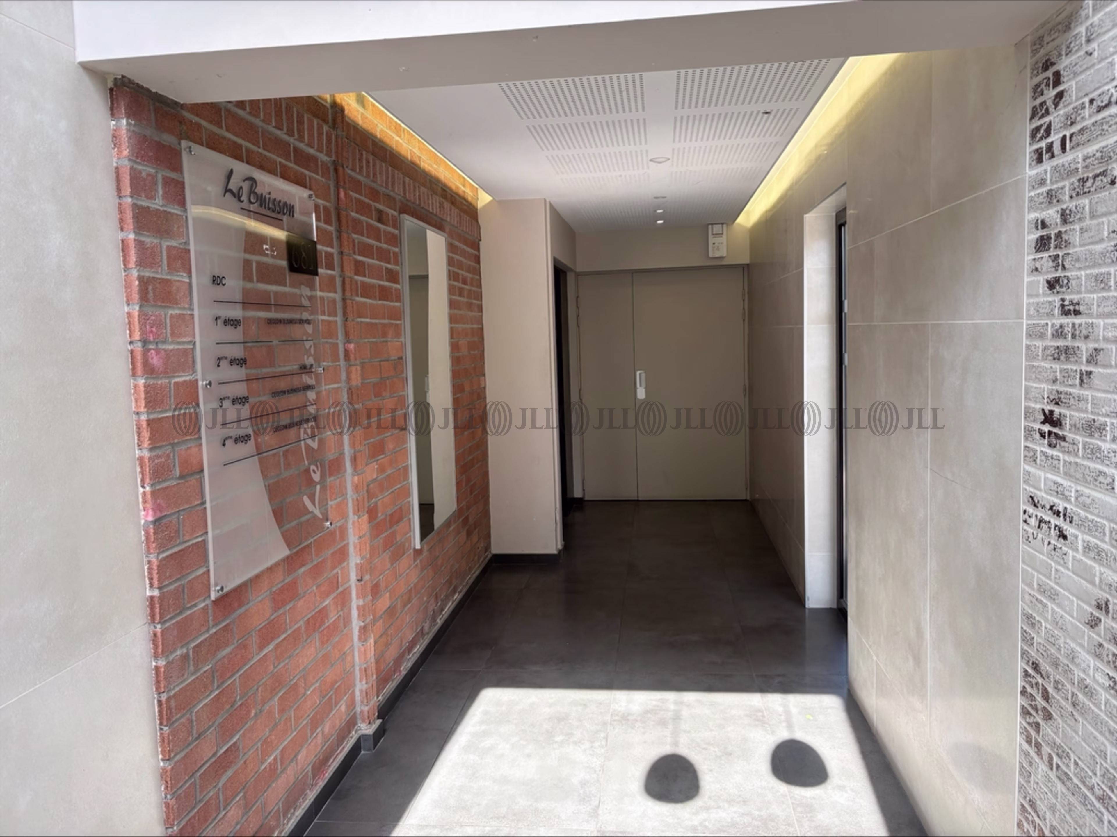 679-681 AVENUE DE LA REPUBLIQUE