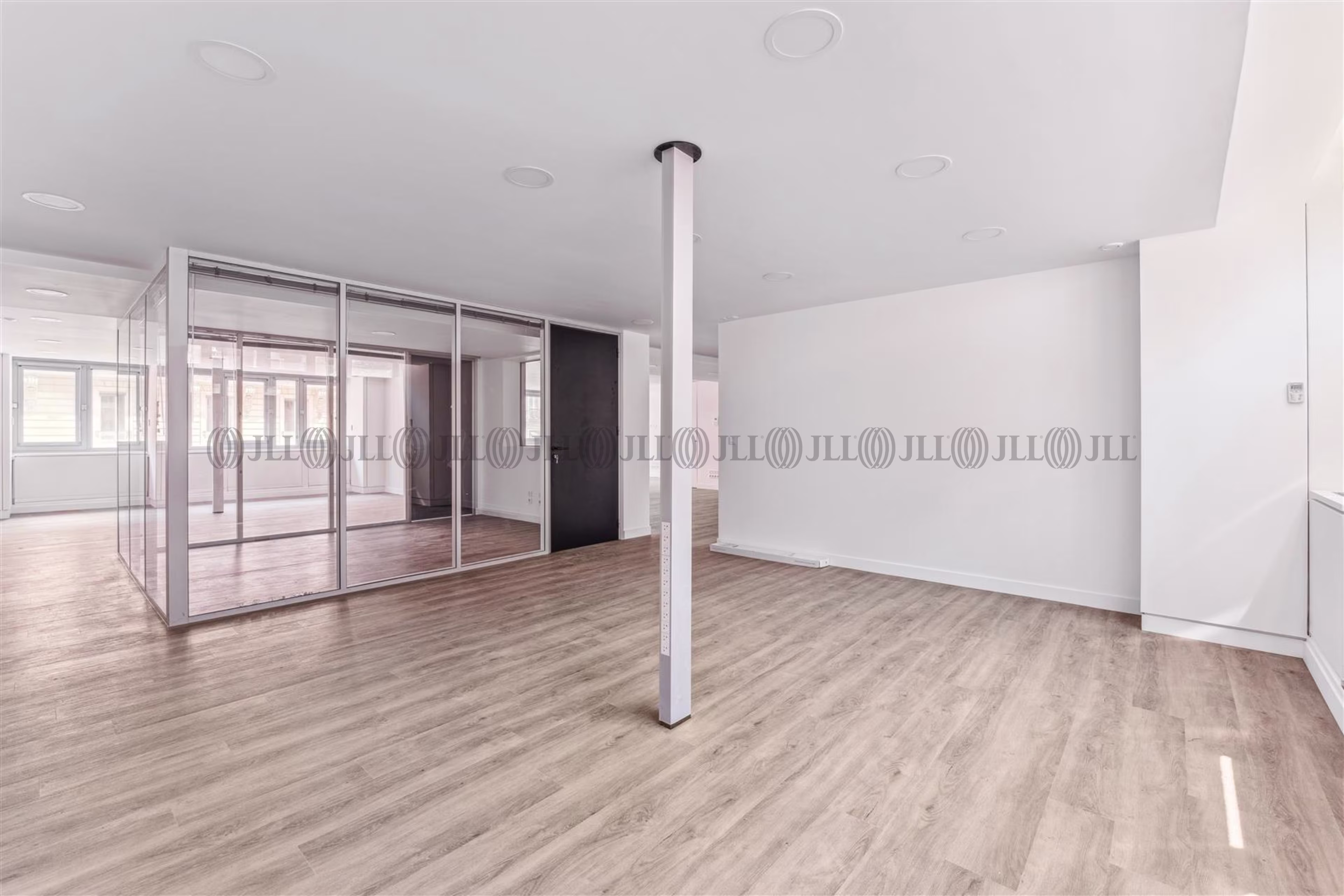 105-109 RUE DU FAUBOURG SAINT HONORE