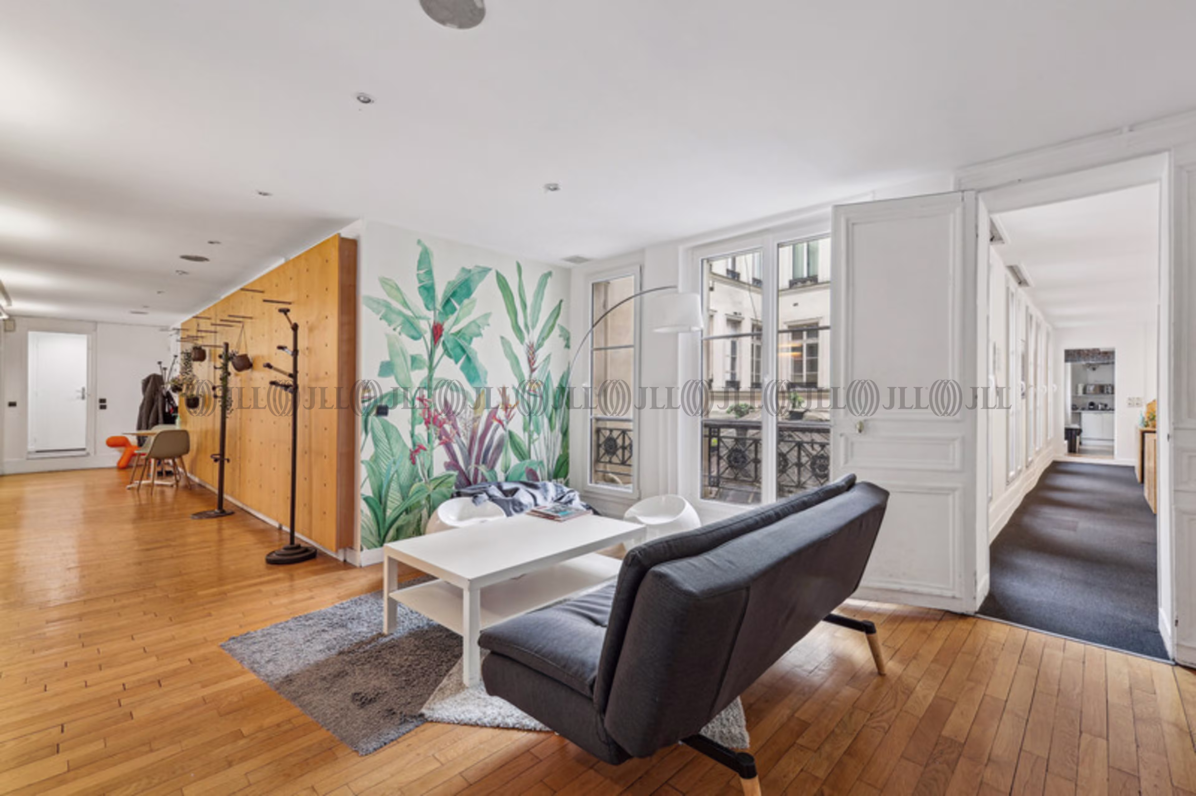24 RUE MESLAY