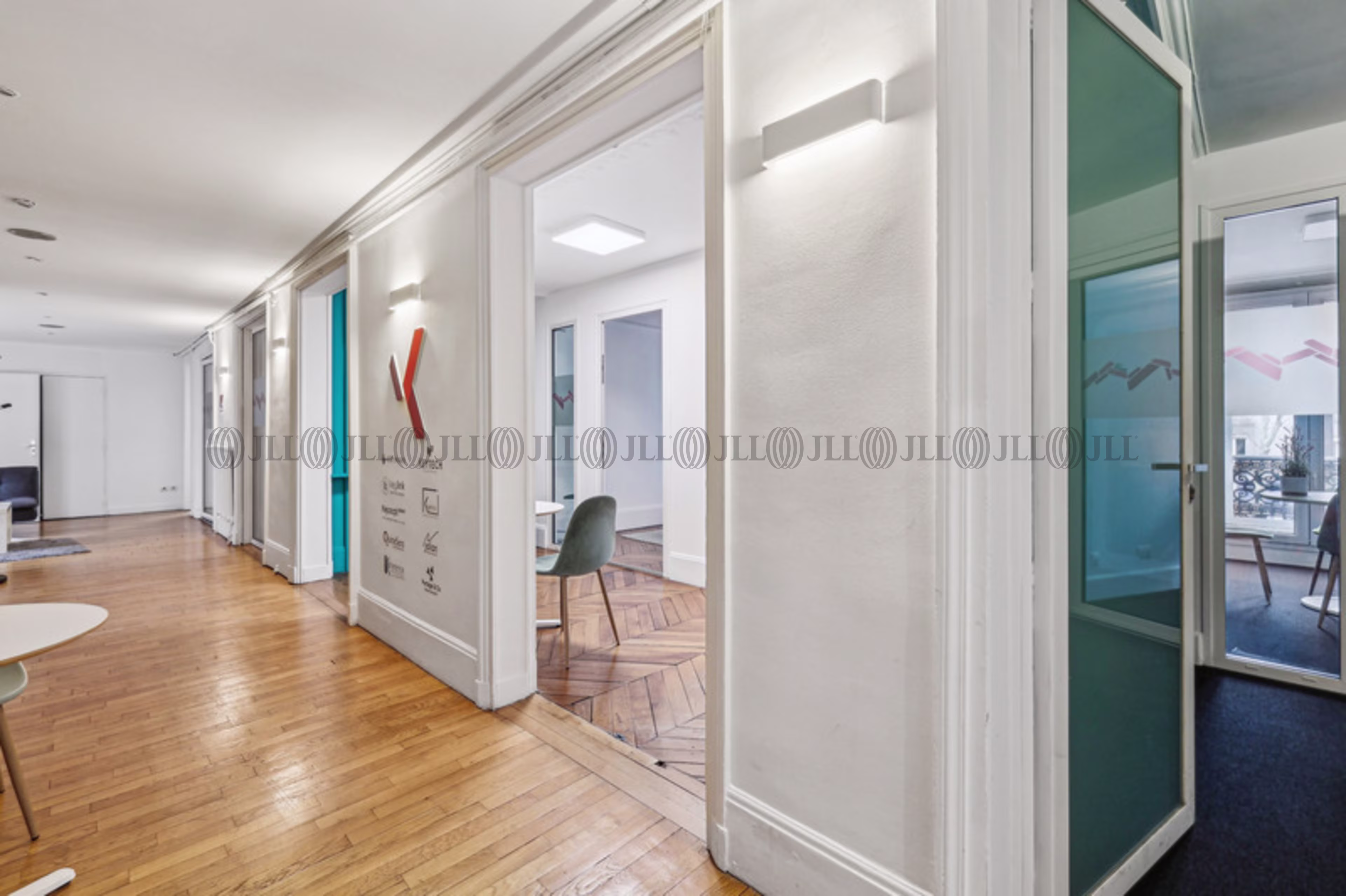 24 RUE MESLAY