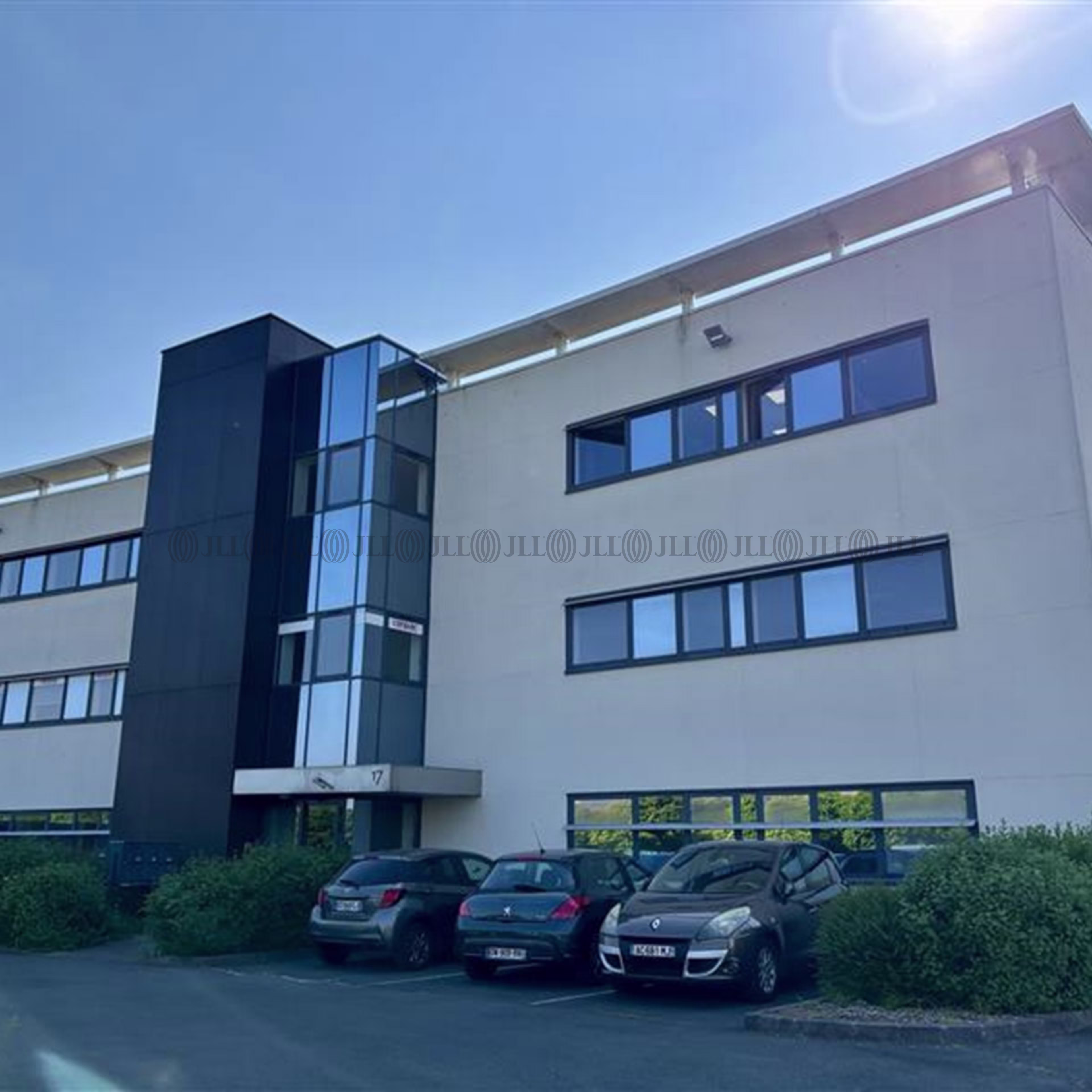 15-17 ALLEE DU CHATEAU BLANC
