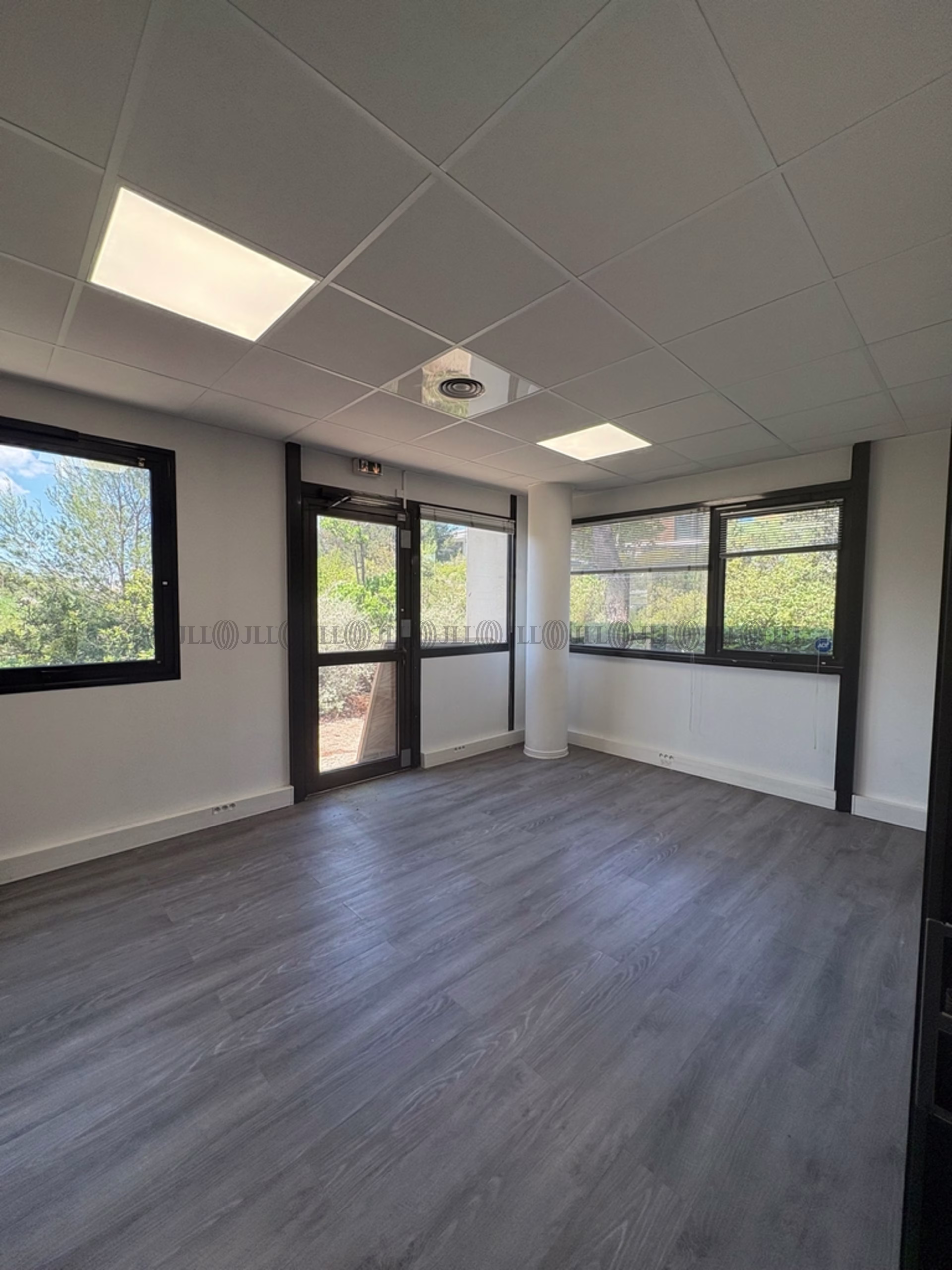 355 RUE LOUIS DE BROGLIE