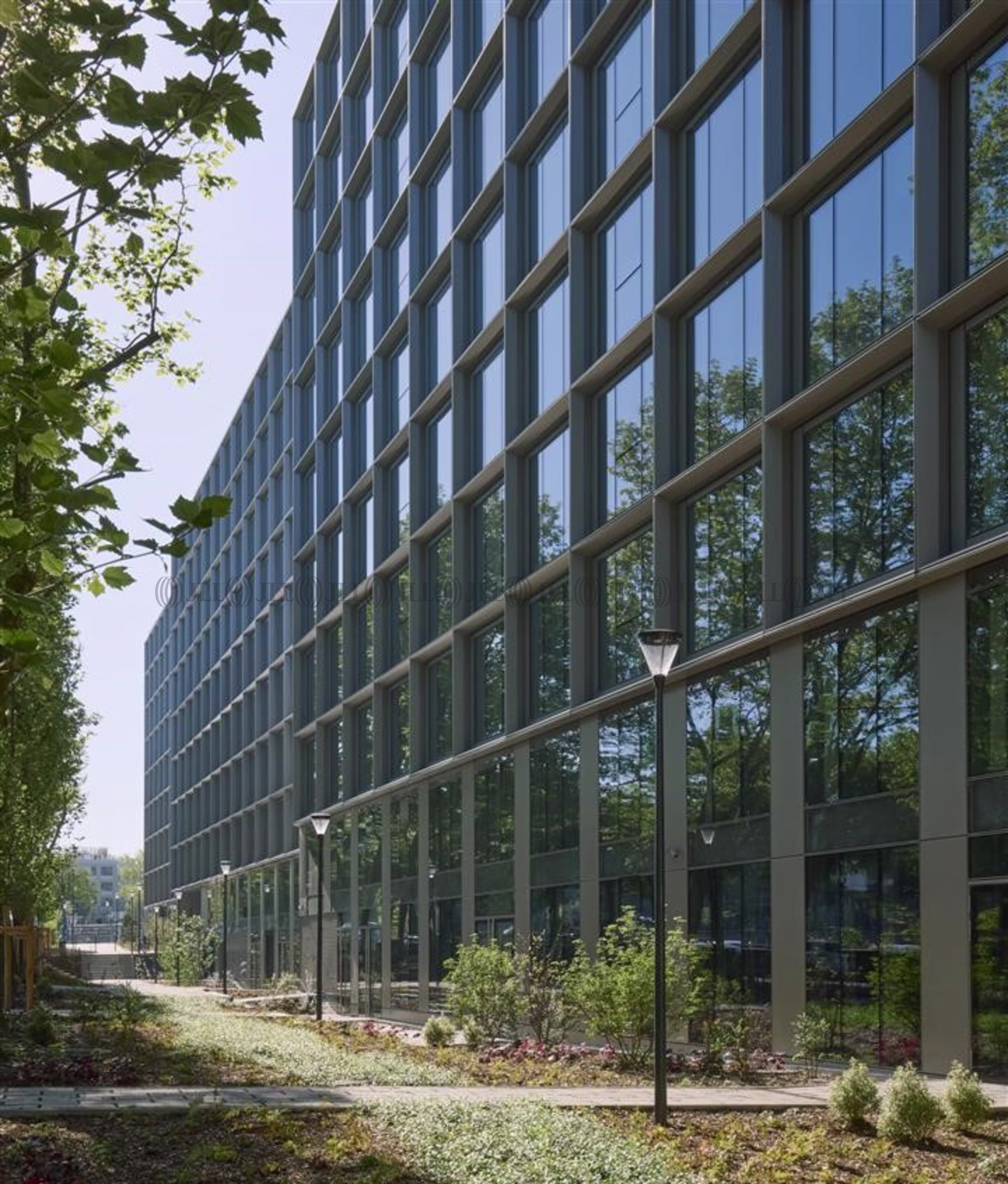 2-6 RUE AUGUSTE COMTE