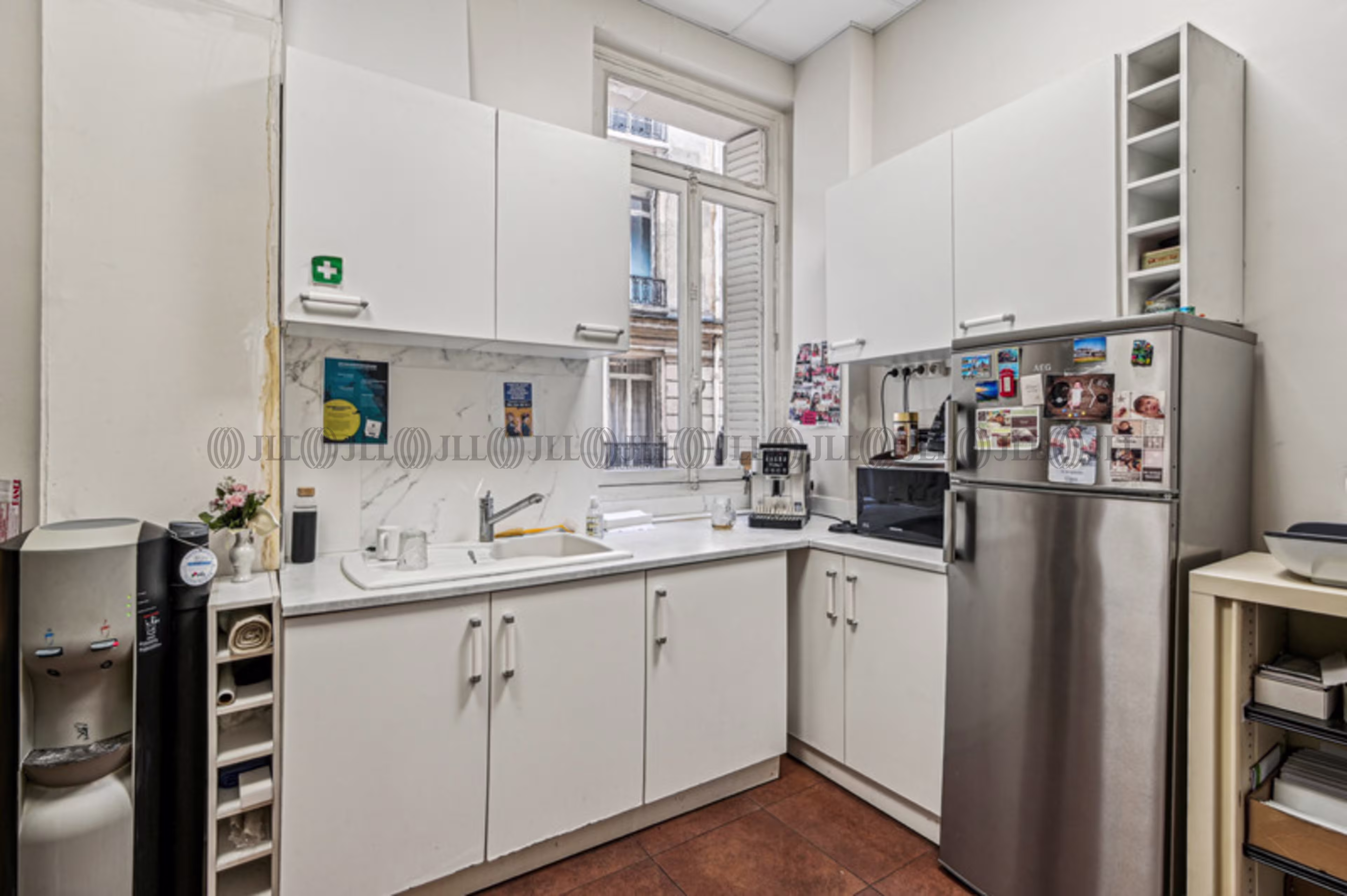 32-34 RUE LA BOETIE