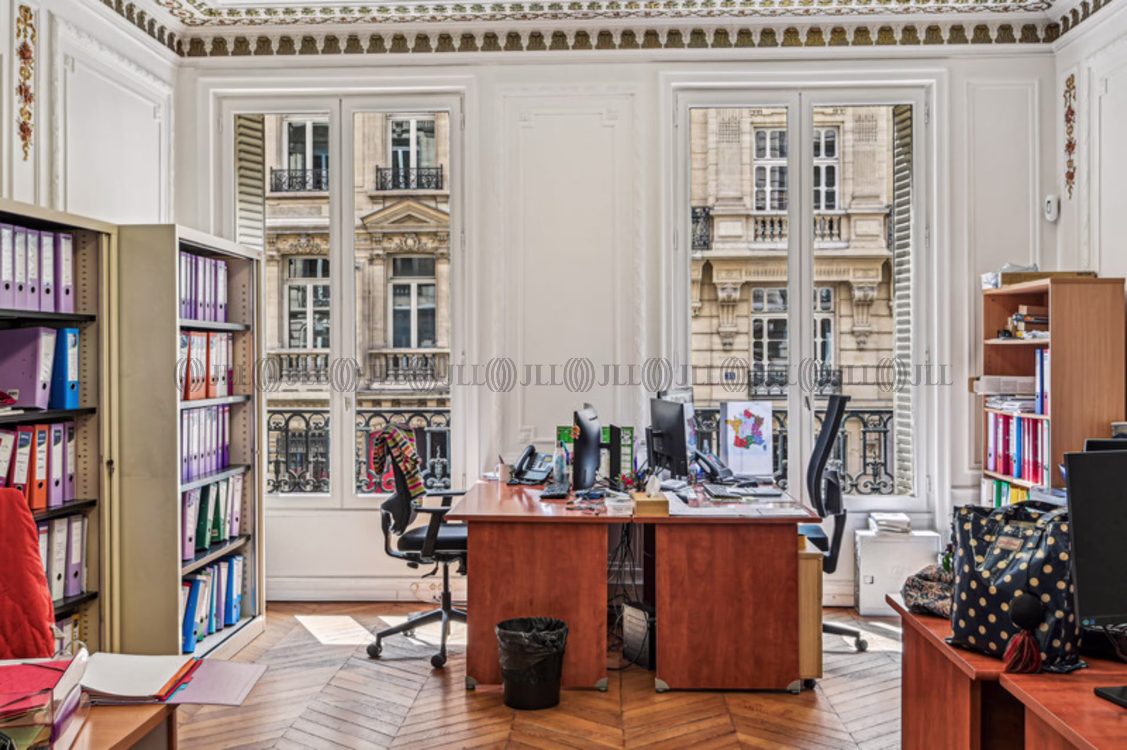 32-34 RUE LA BOETIE