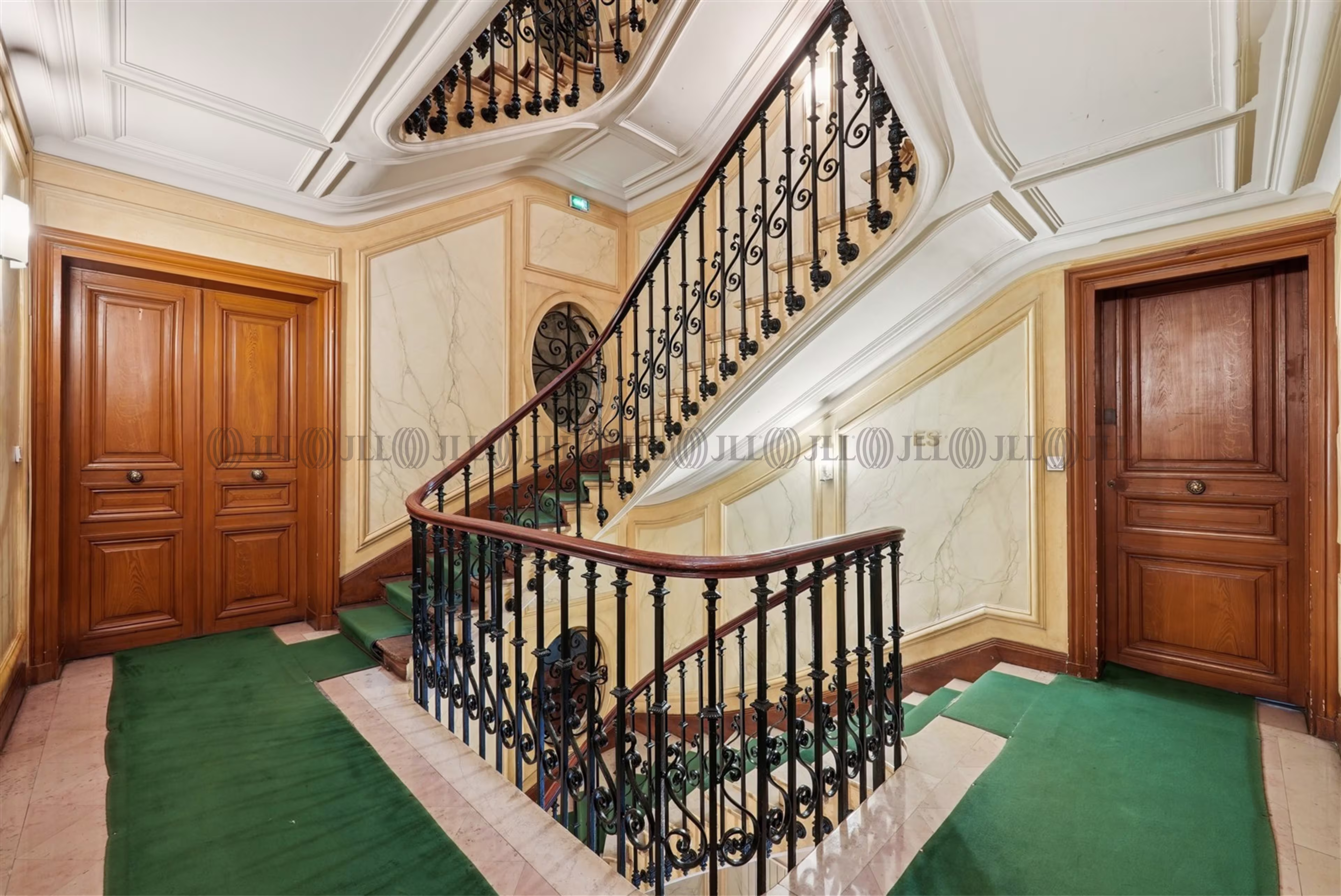 15 RUE DU LOUVRE