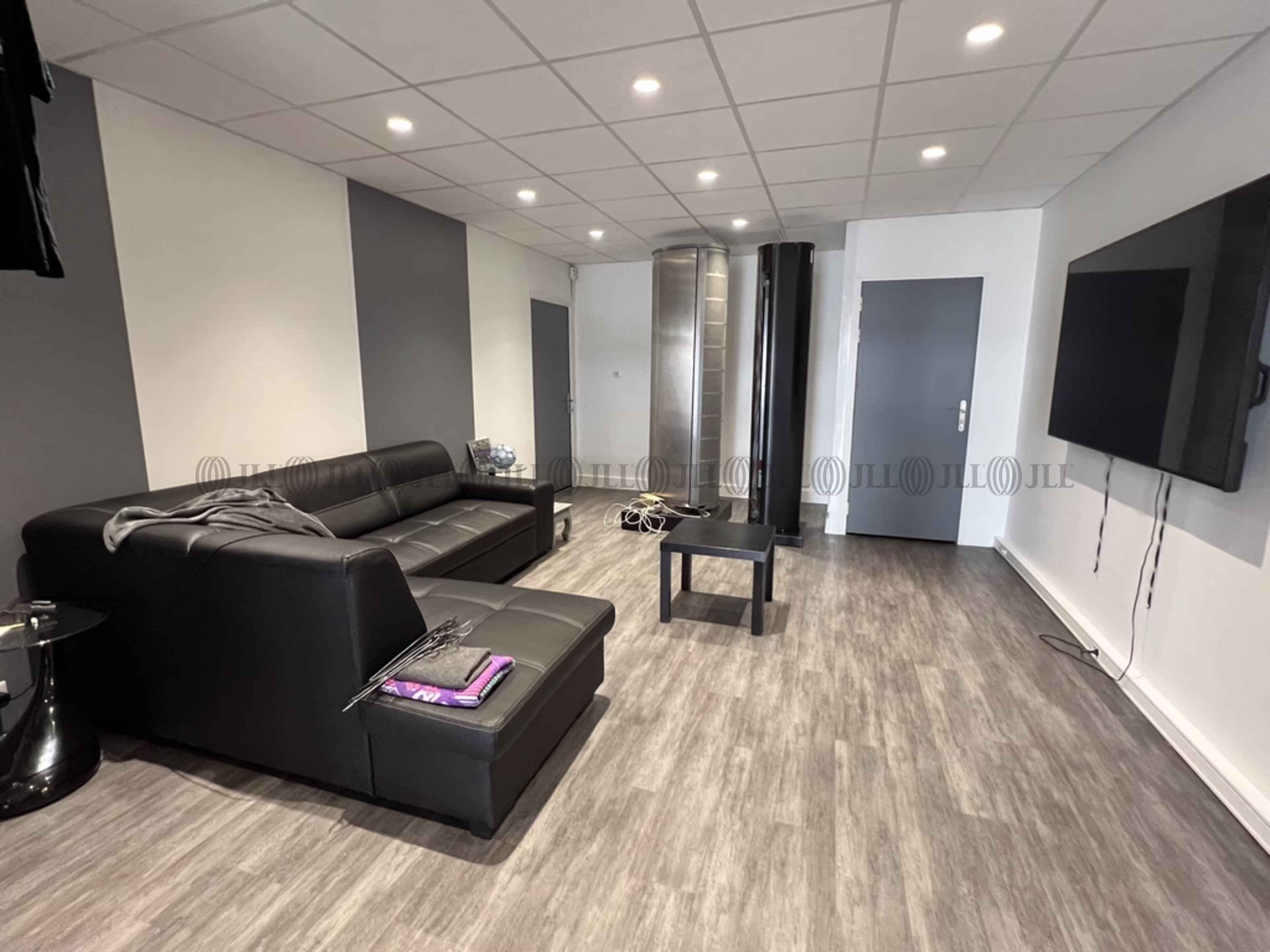 17 AVENUE DU MONTBOULON