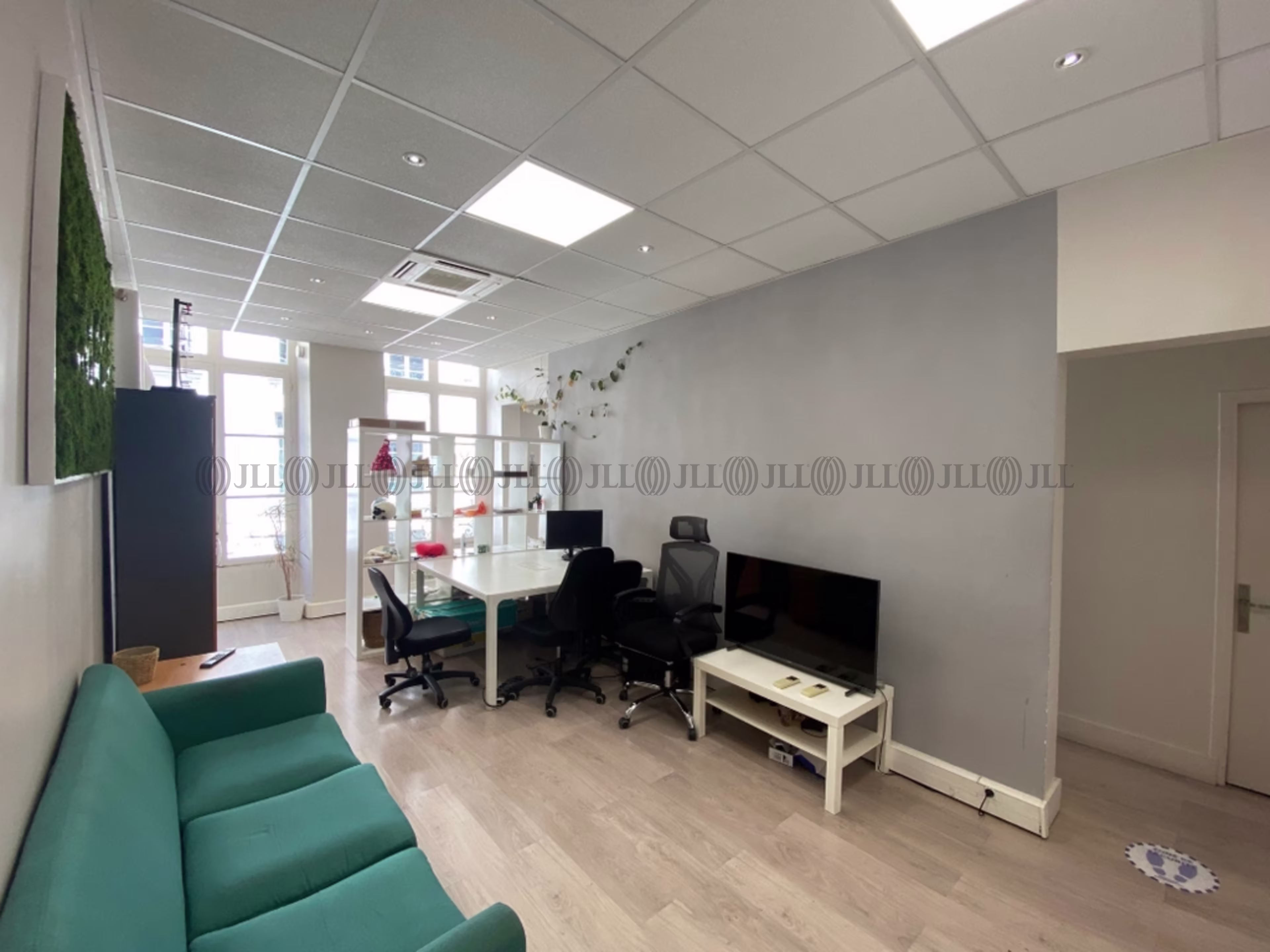 96 RUE DE CLERY