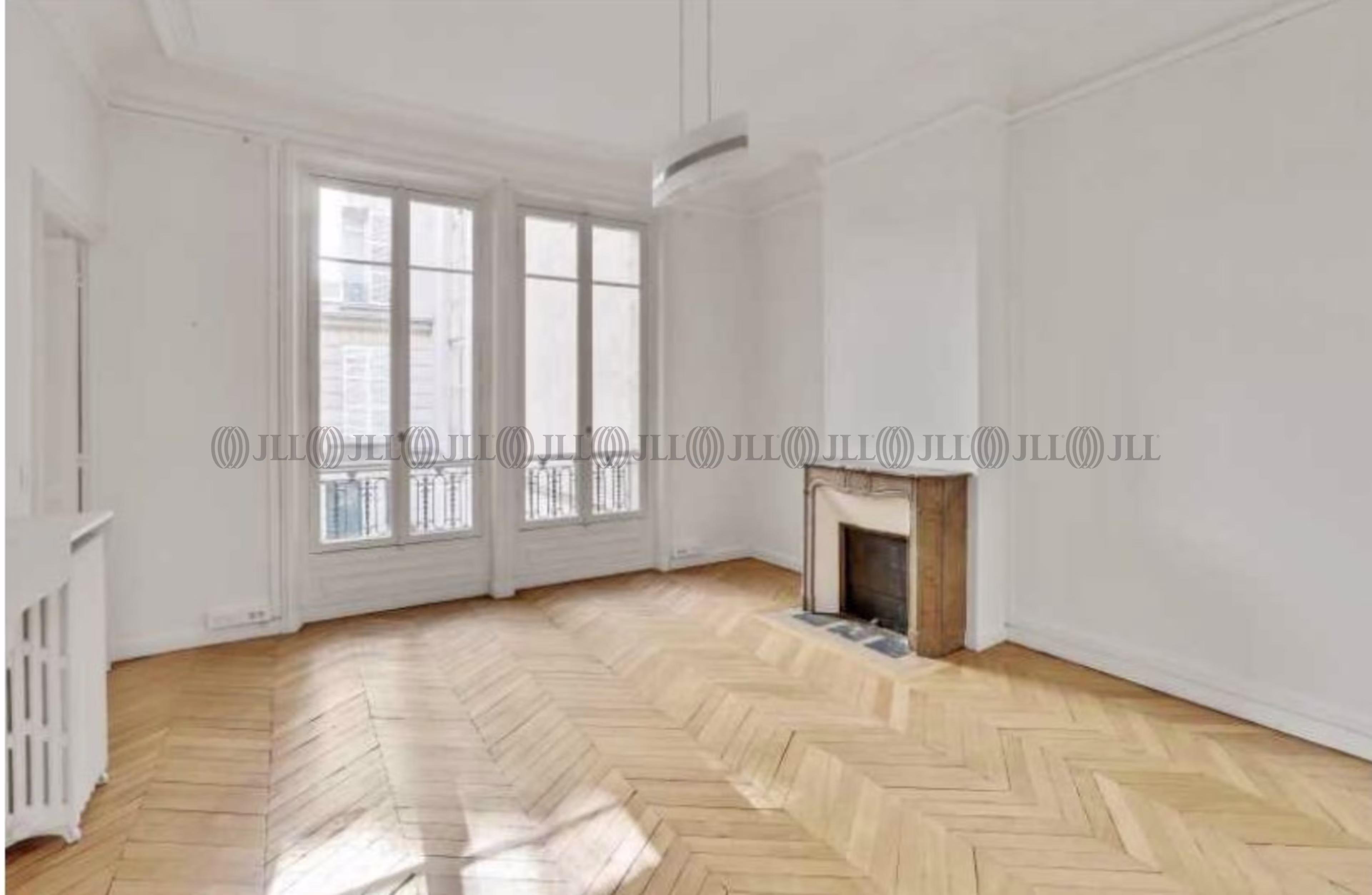 7BIS RUE DE MONCEAU