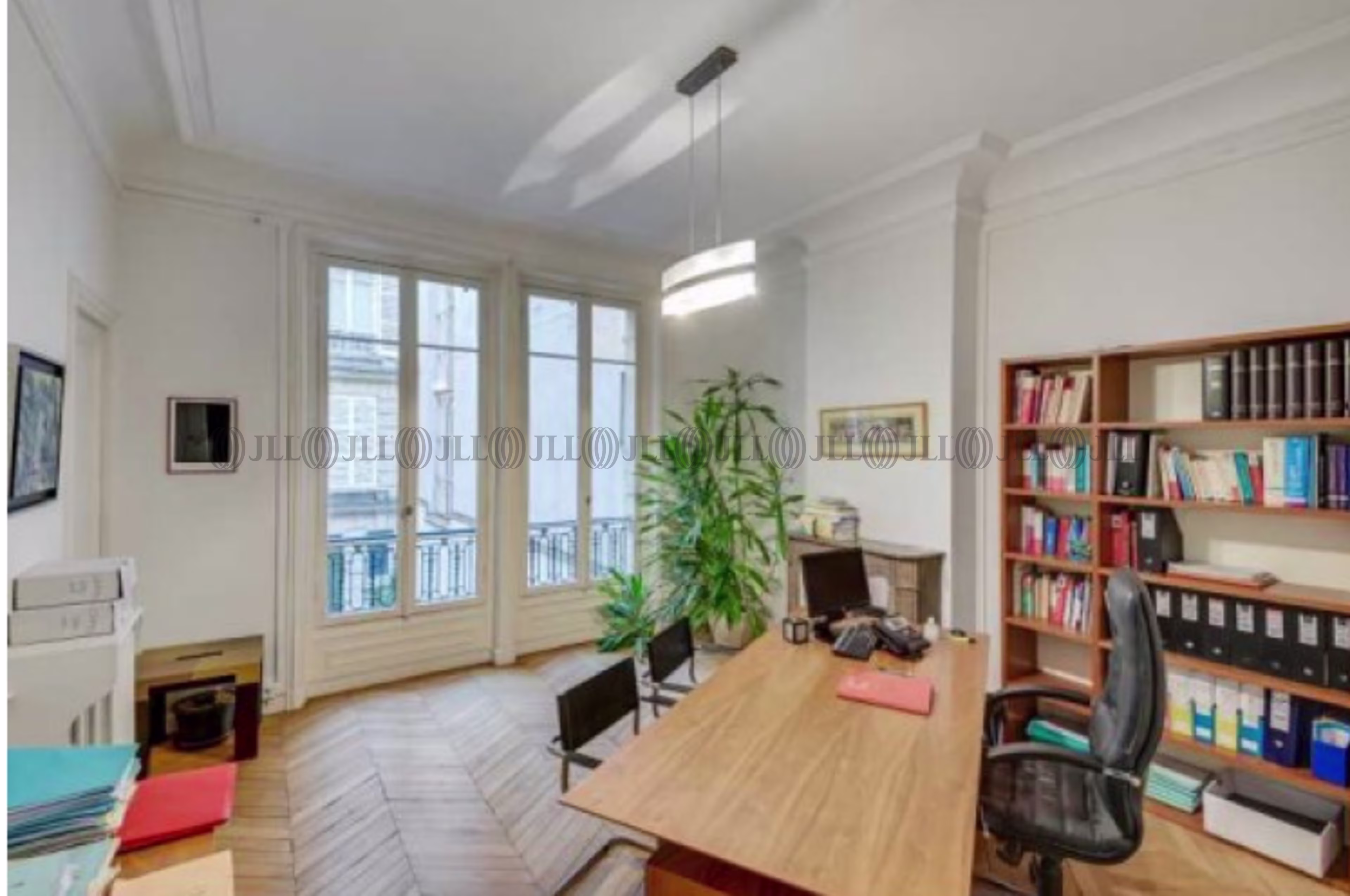 7BIS RUE DE MONCEAU