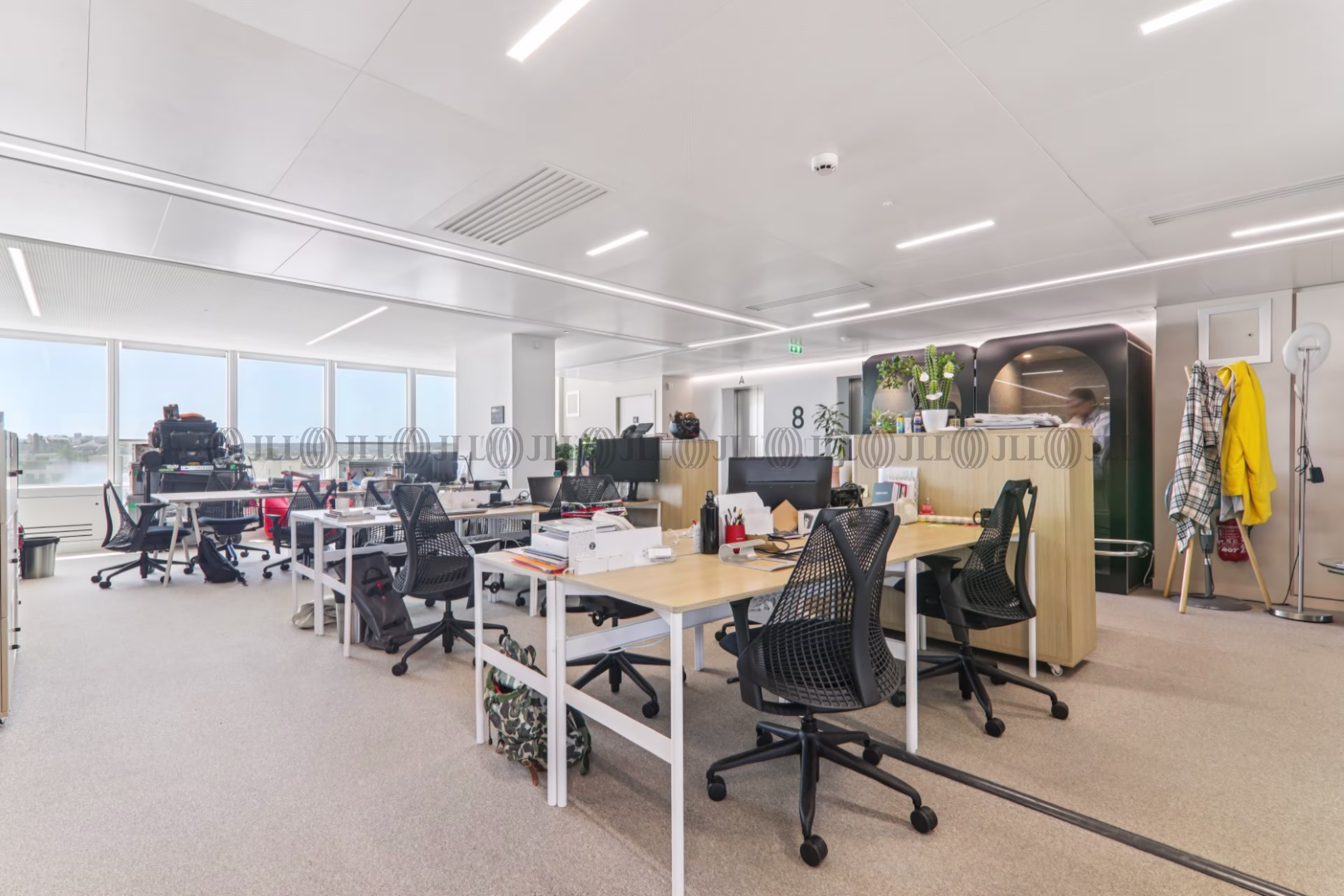 179 AVENUE CHARLES DE GAULLE