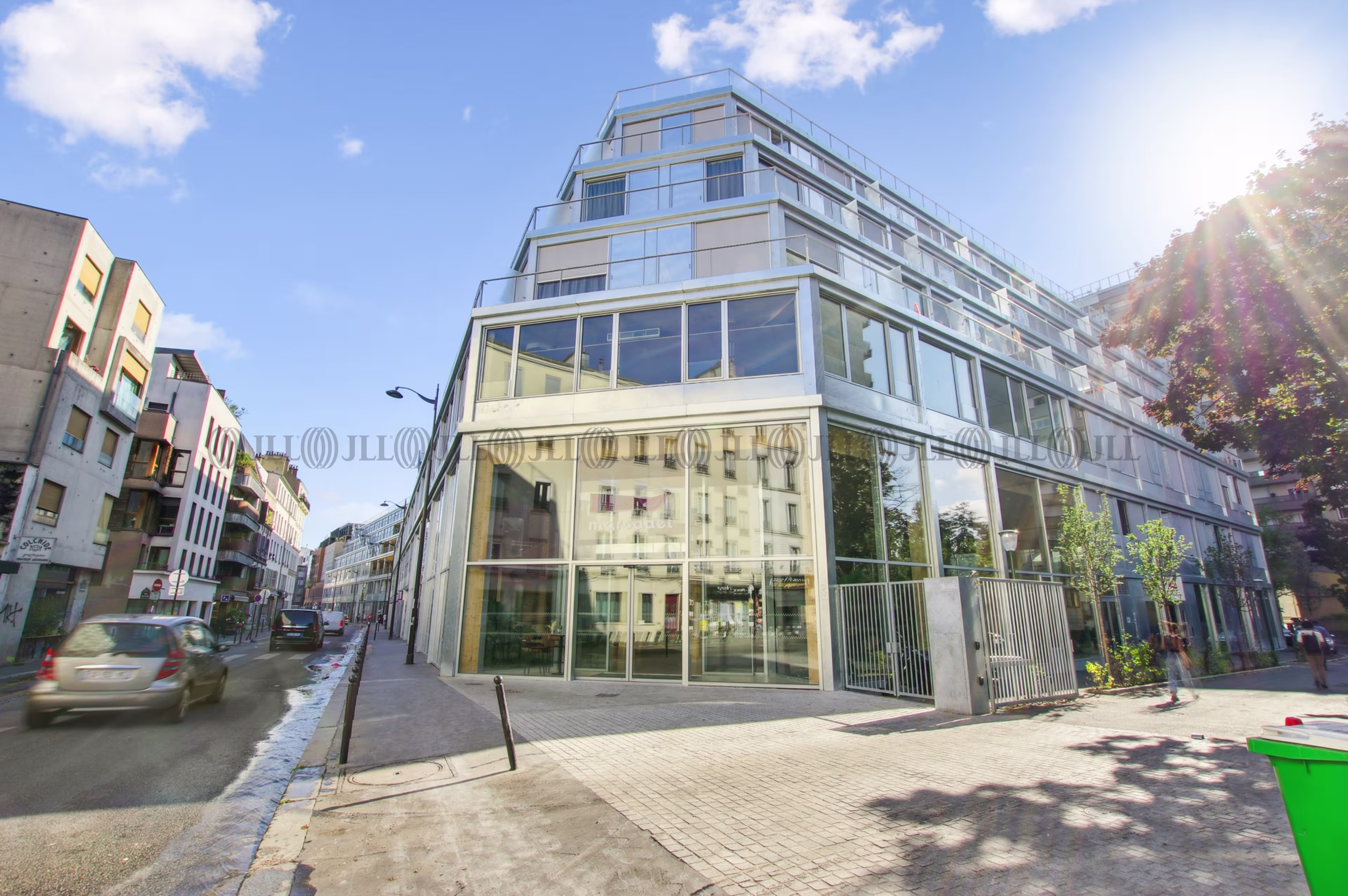 98-104 RUE DES POISSONNIERS