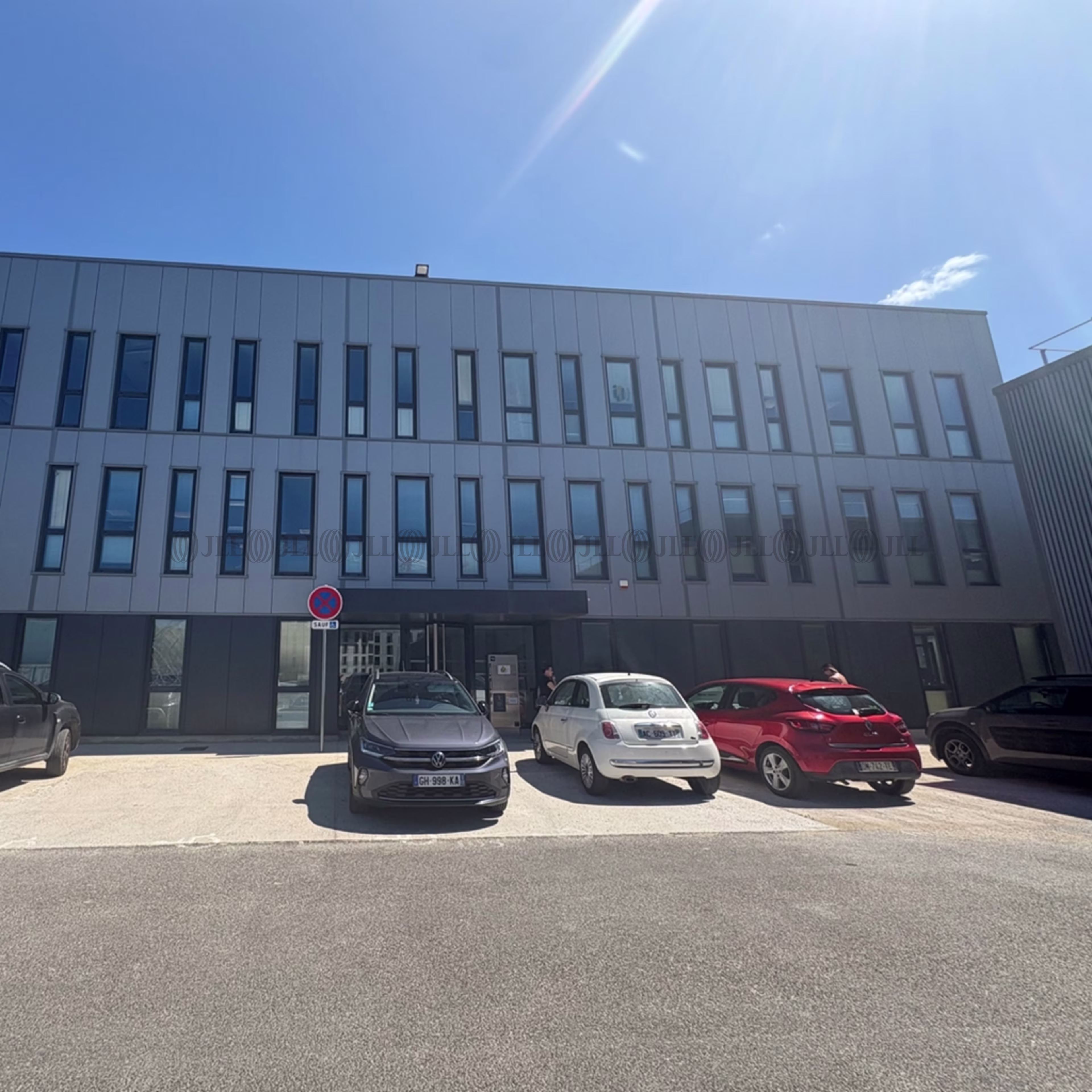 16 RUE LOUIS LEPRINCE RINGUET