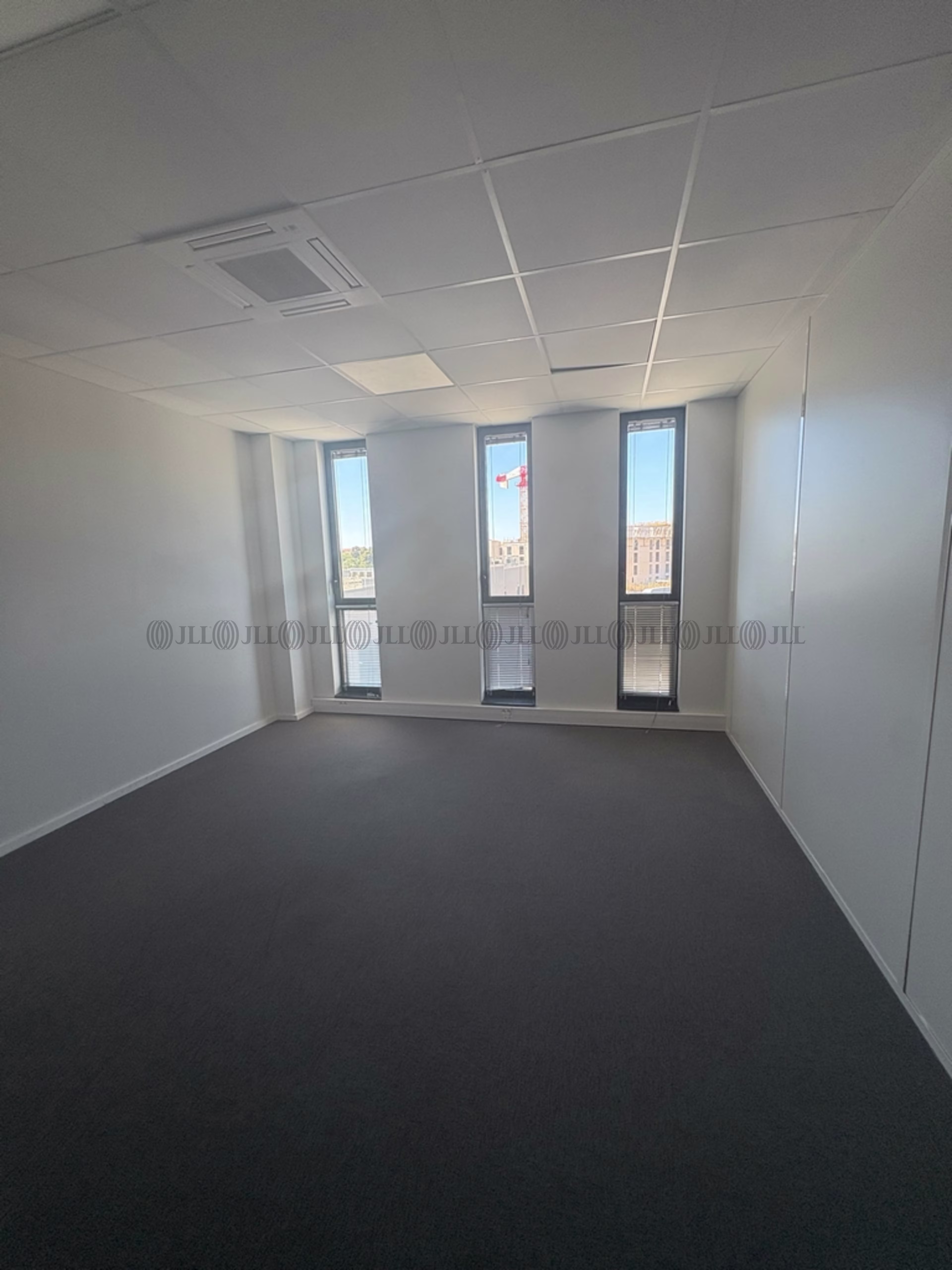 16 RUE LOUIS LEPRINCE RINGUET