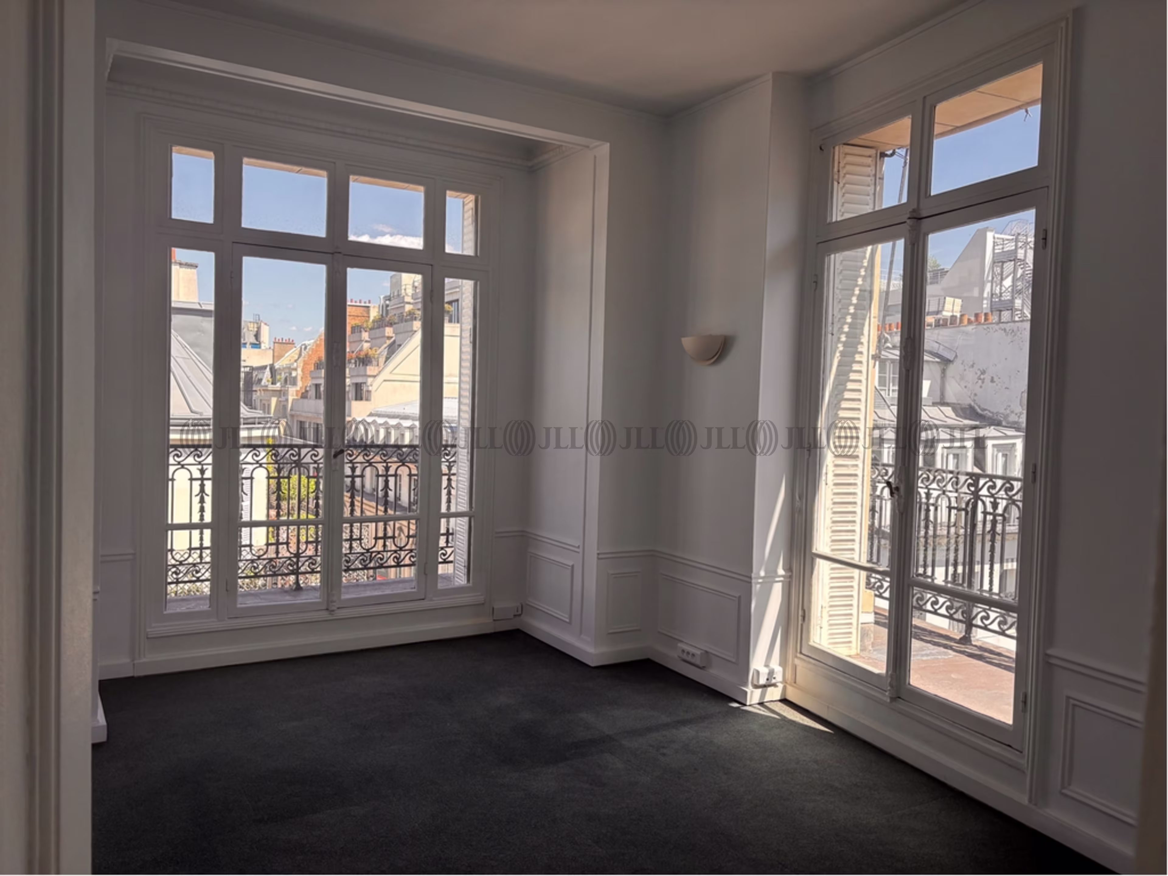 1-3 RUE DE PENTHIEVRE