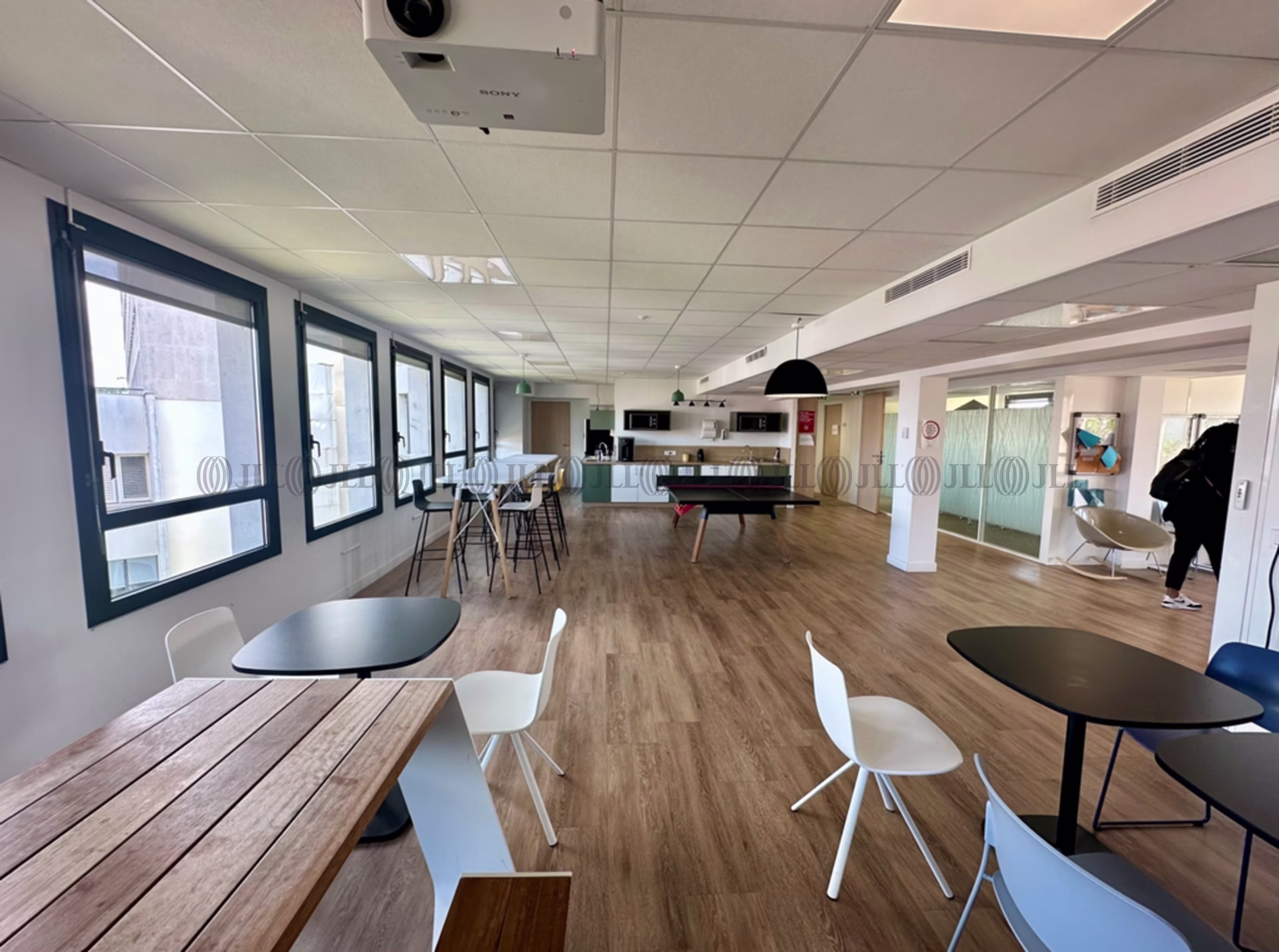 58BIS RUE DU DESSOUS DES BERGES