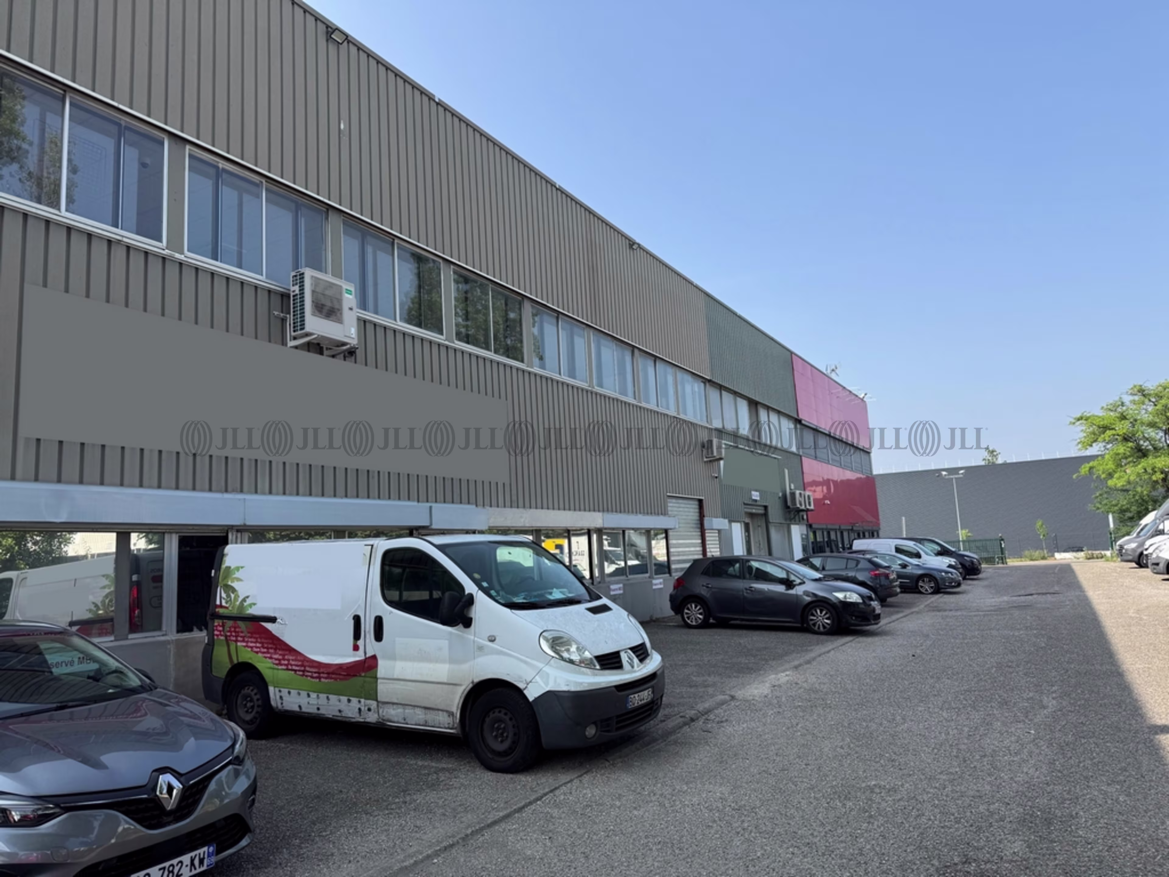 17 AVENUE DE L INDUSTRIE