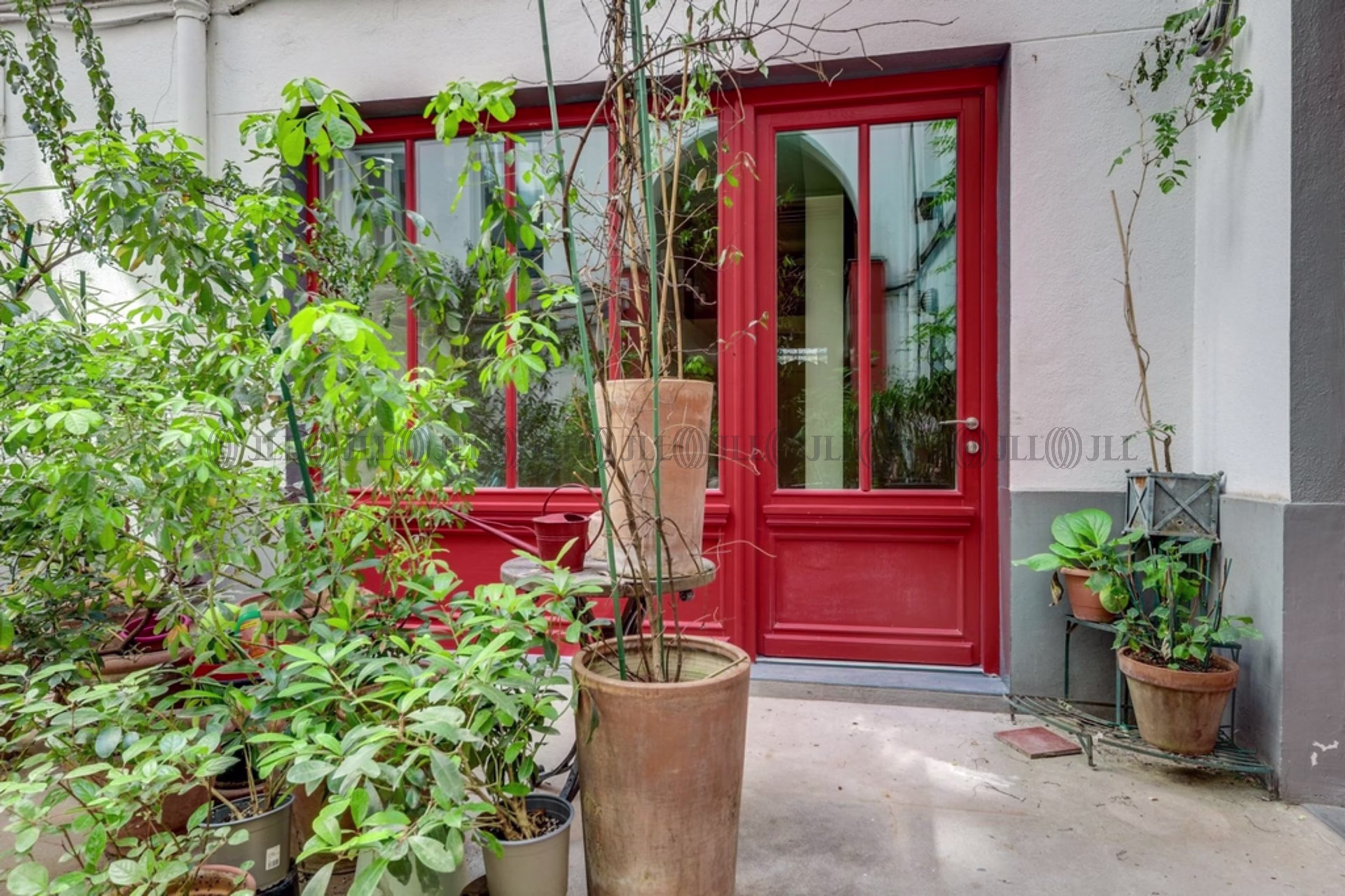 6 RUE DE BELZUNCE