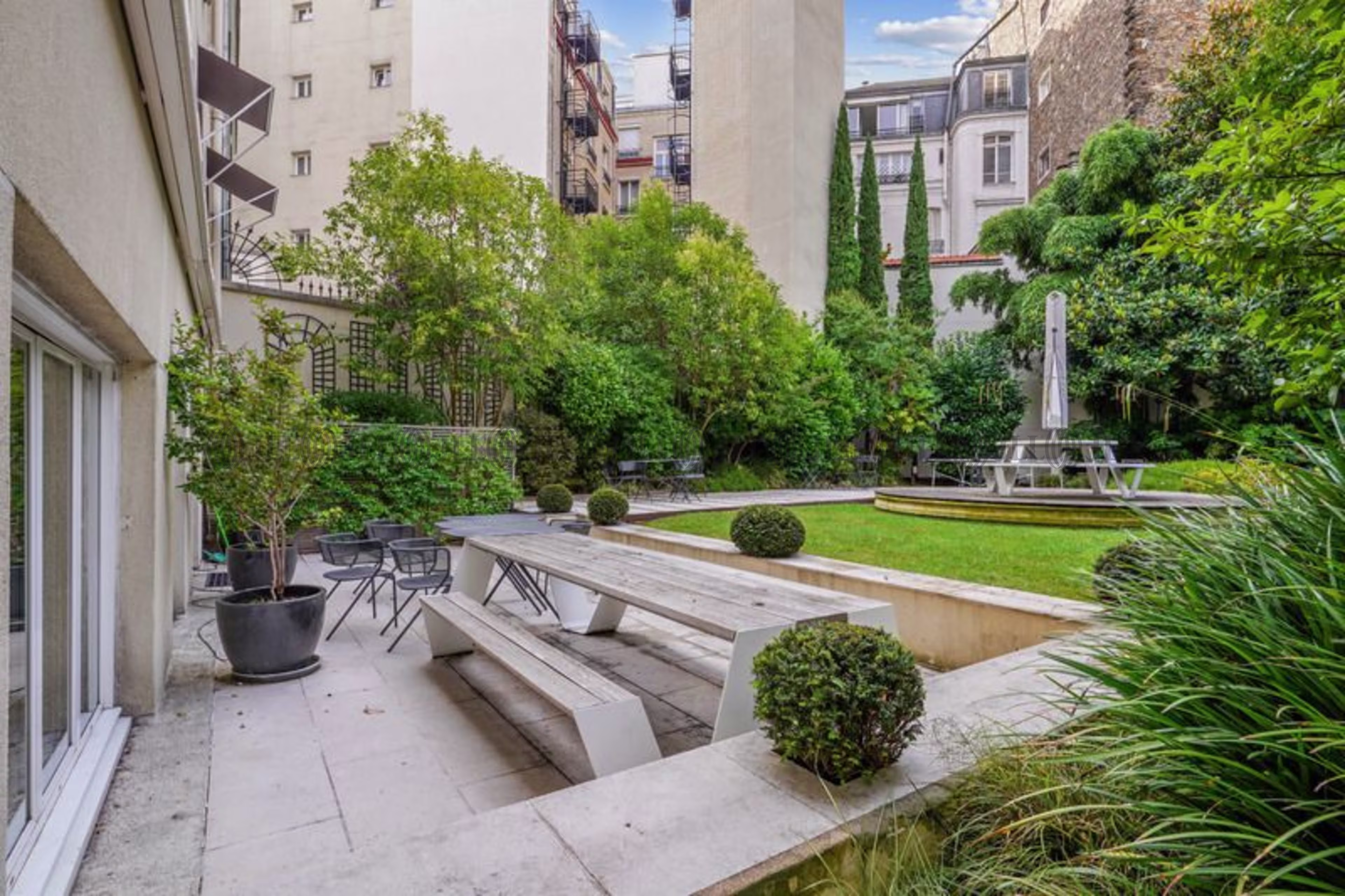 7-7BIS RUE GALVANI