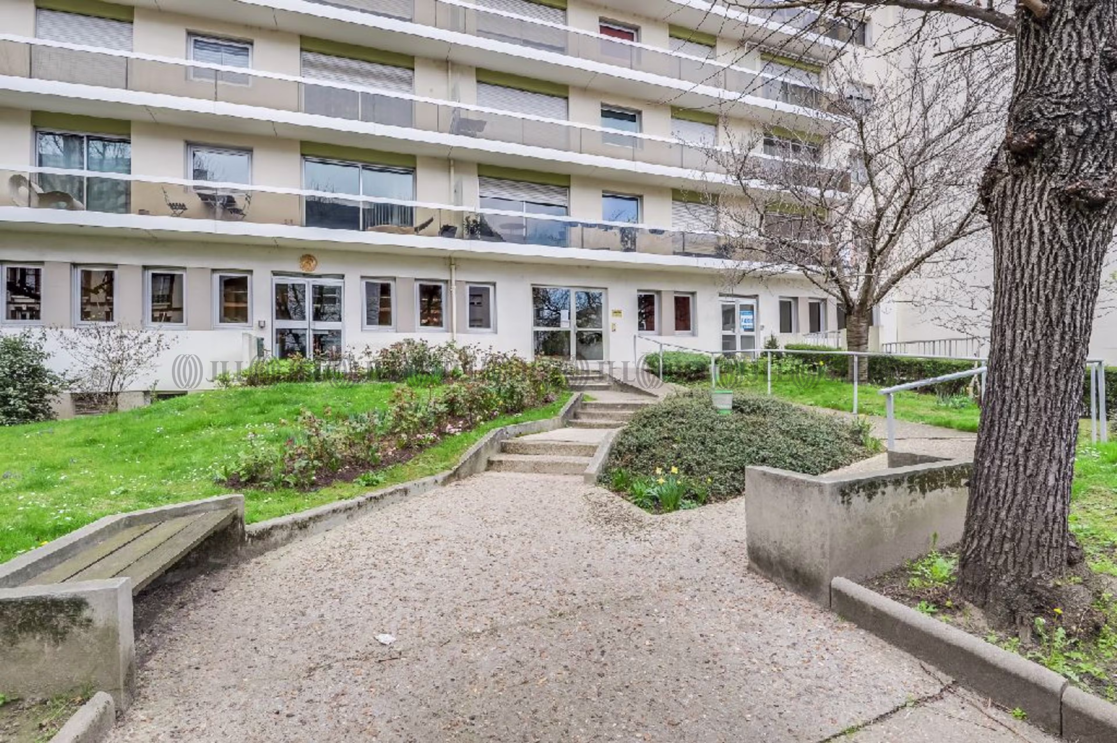81 RUE DE VERDUN