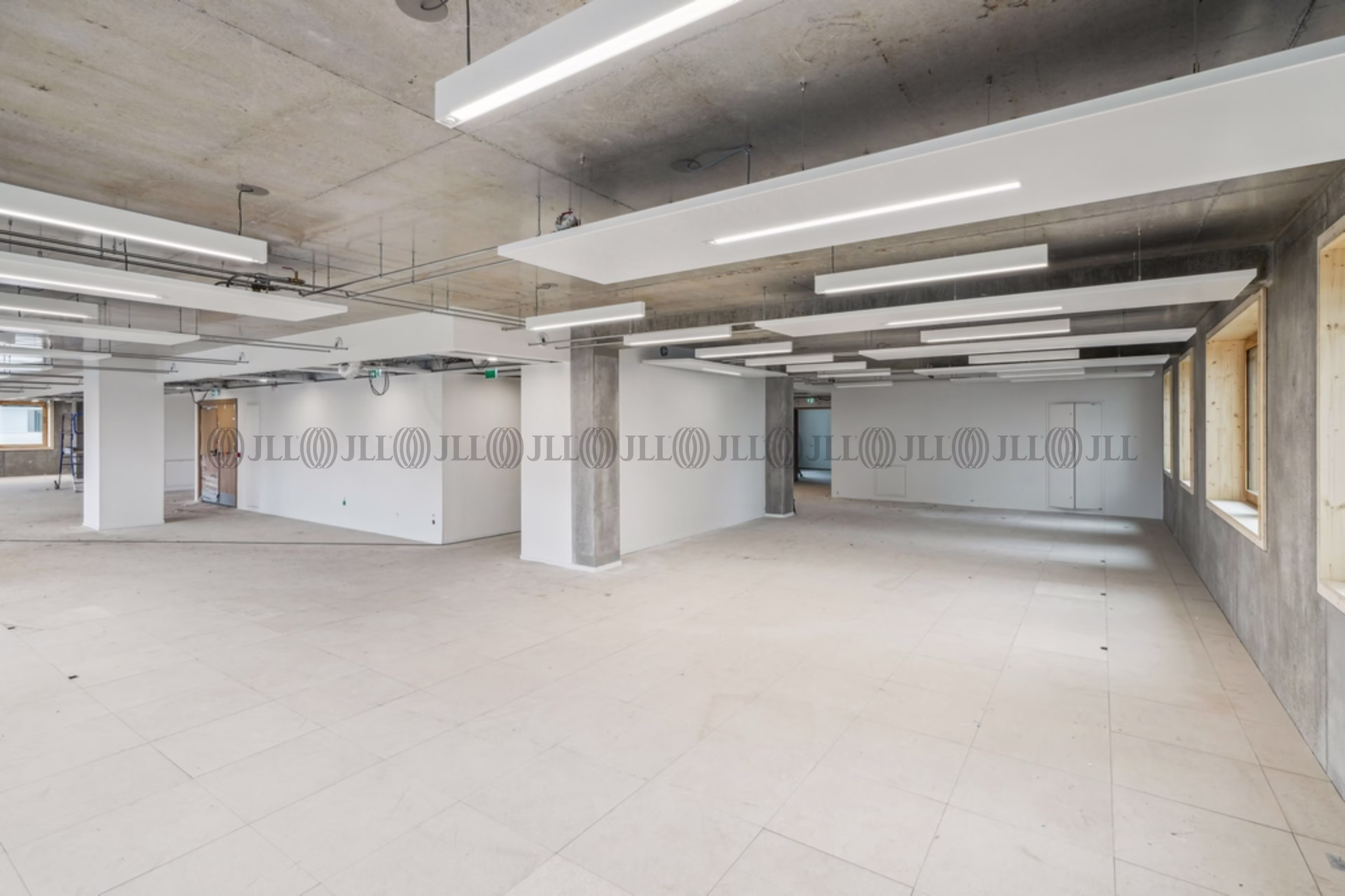 33 AVENUE CHARLES SAINT VENANT