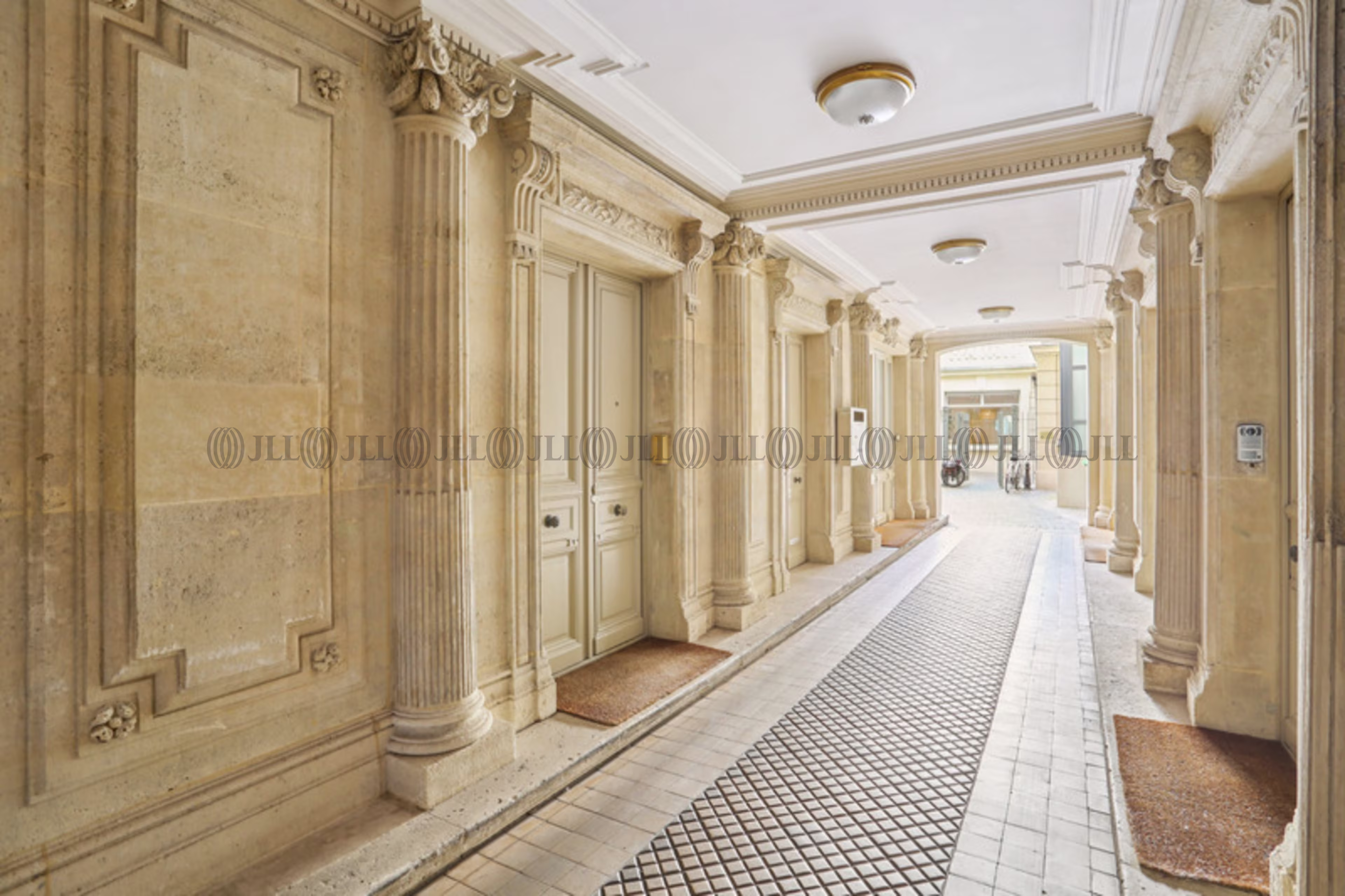 89 RUE DE MONCEAU
