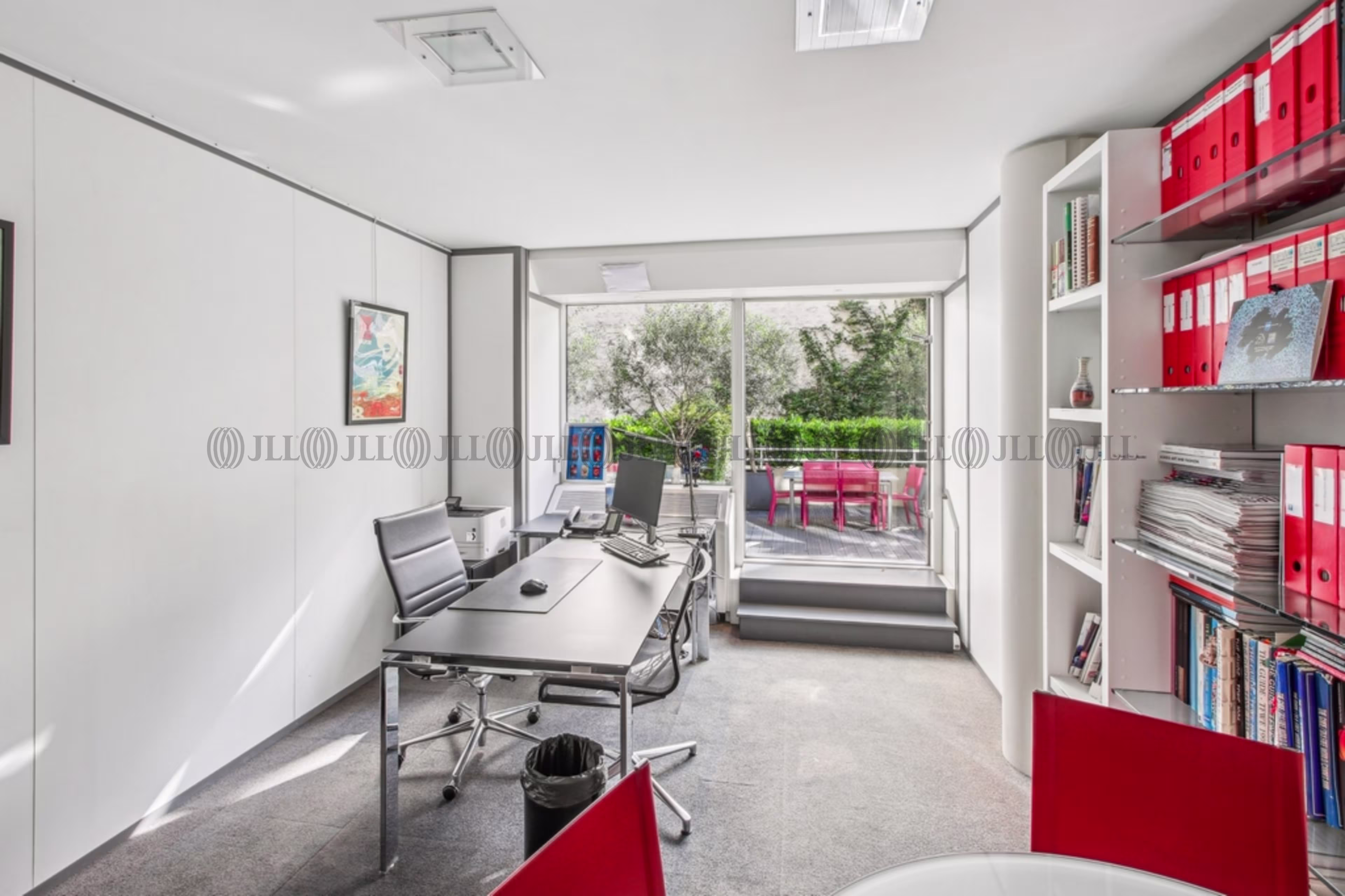 23-25 RUE DE BERRI