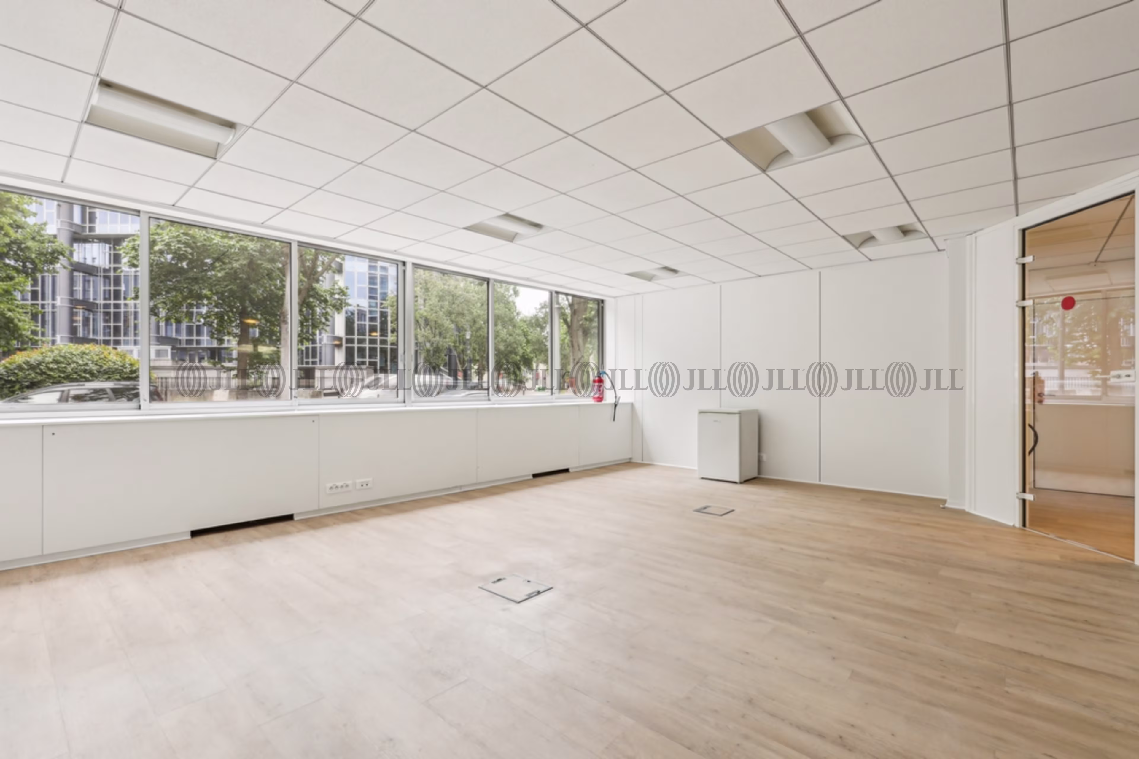 1-5 RUE DANTON