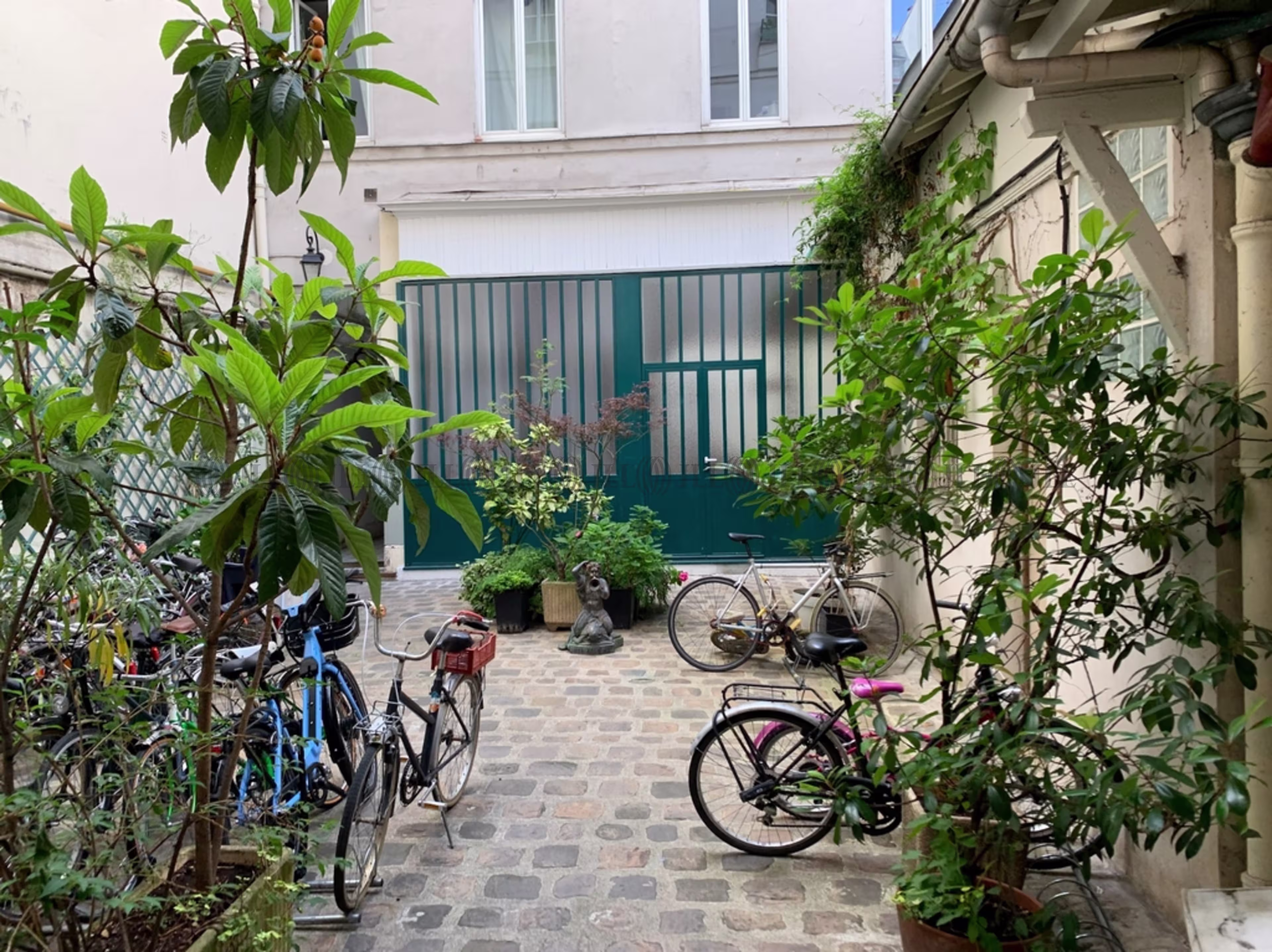 21 RUE DU FAUBOURG DU TEMPLE