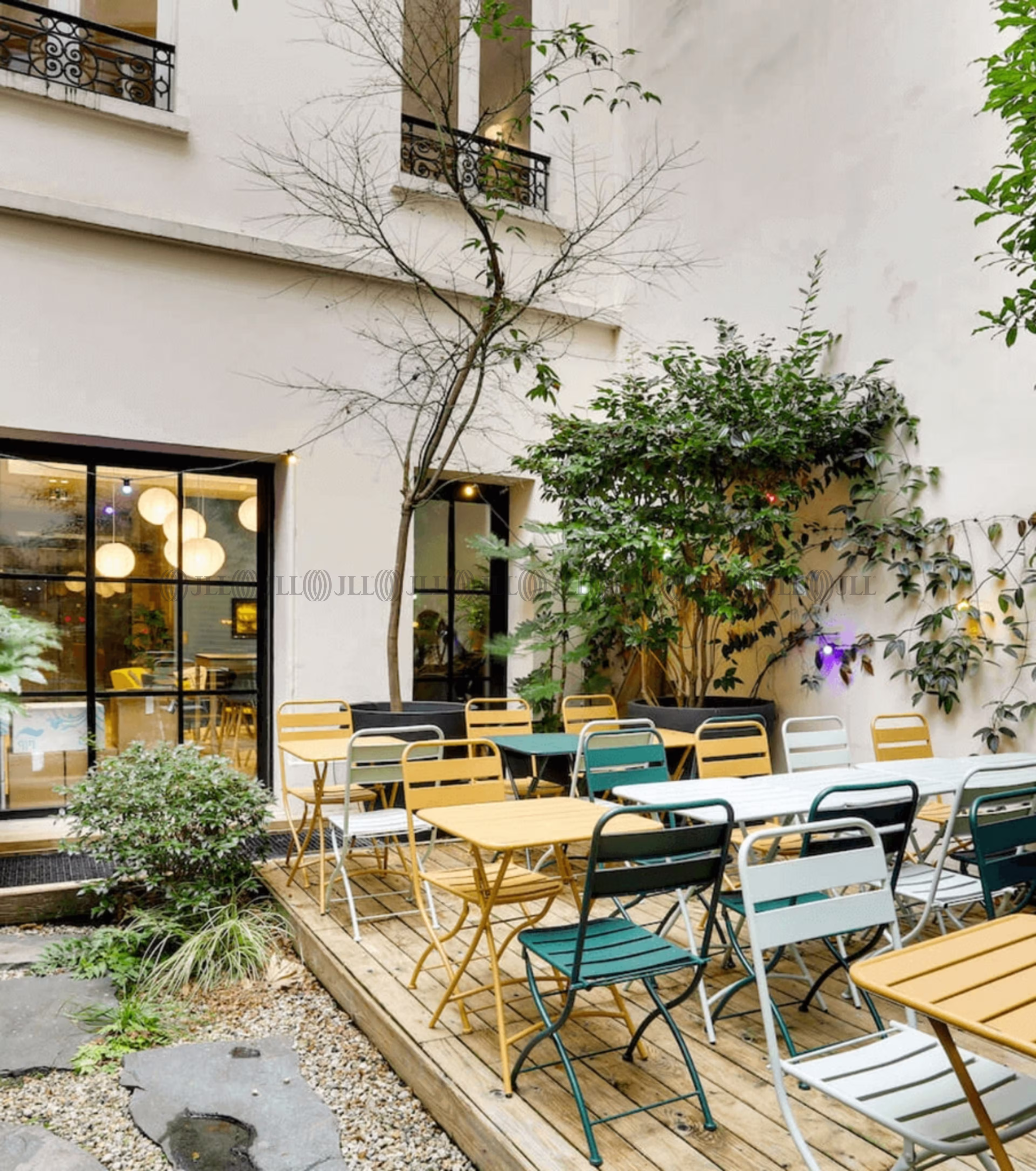 5-7 AVENUE PIERRE 1ER DE SERBIE