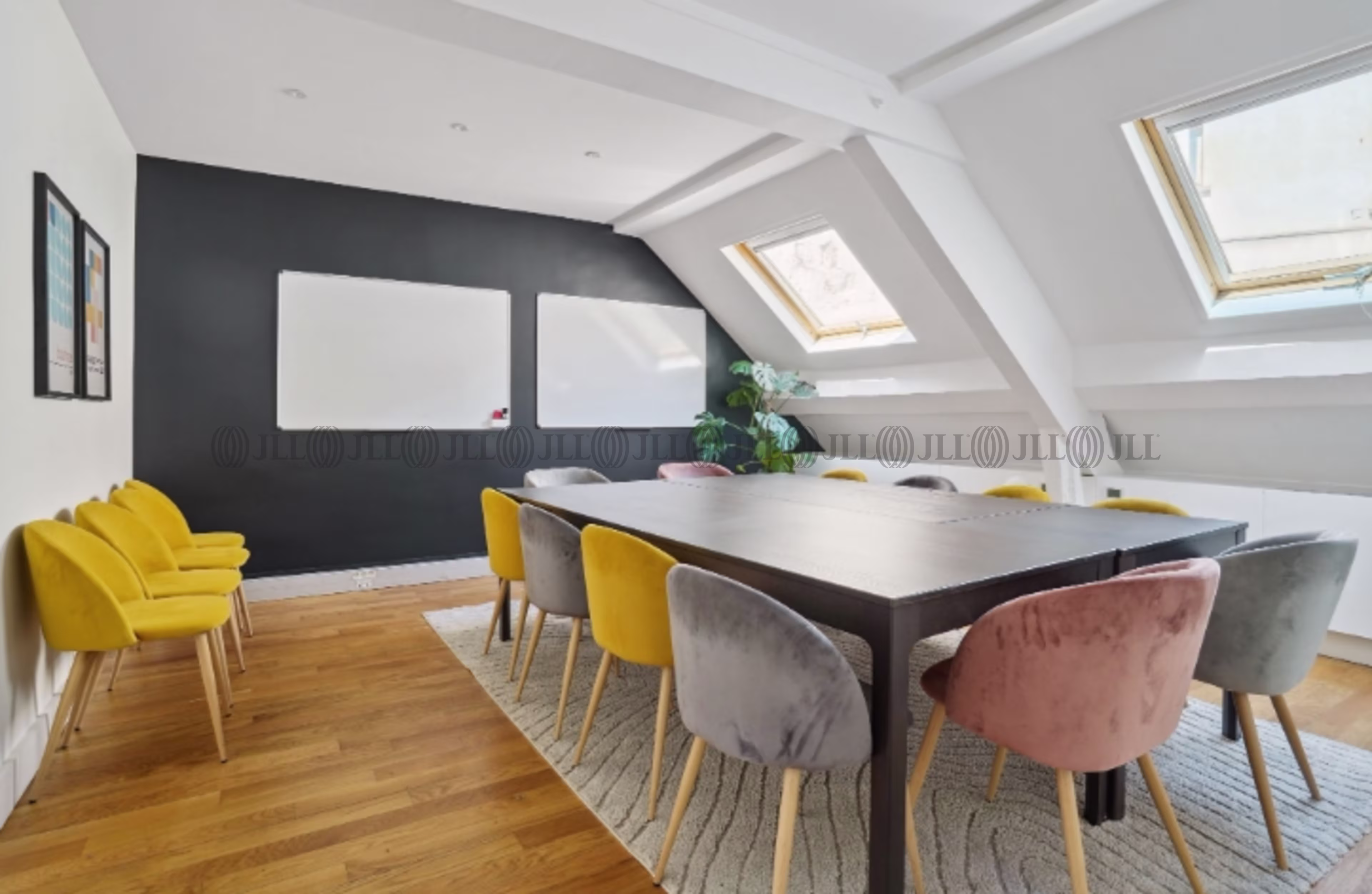 5-7 AVENUE PIERRE 1ER DE SERBIE