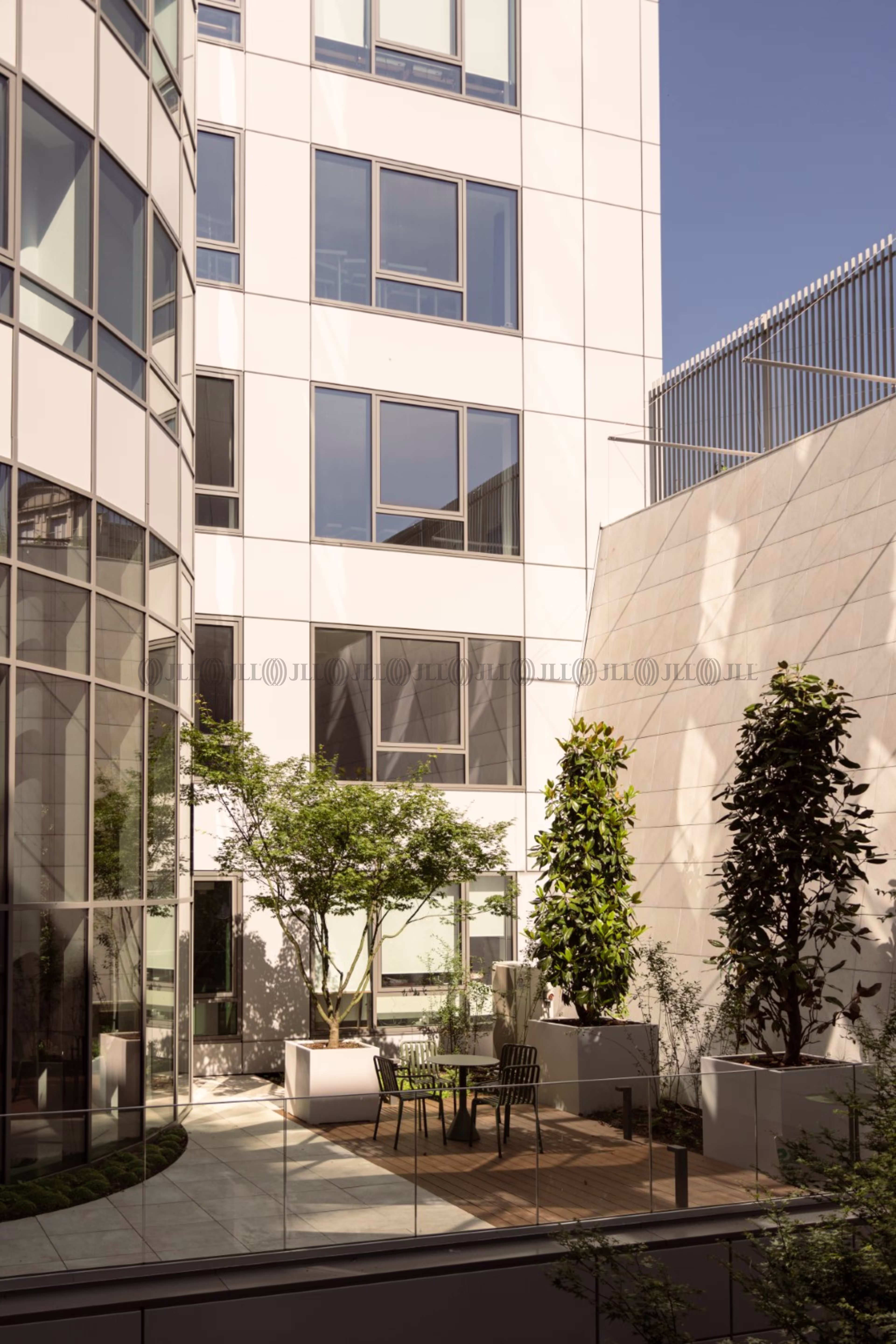 1 BOULEVARD VICTOR