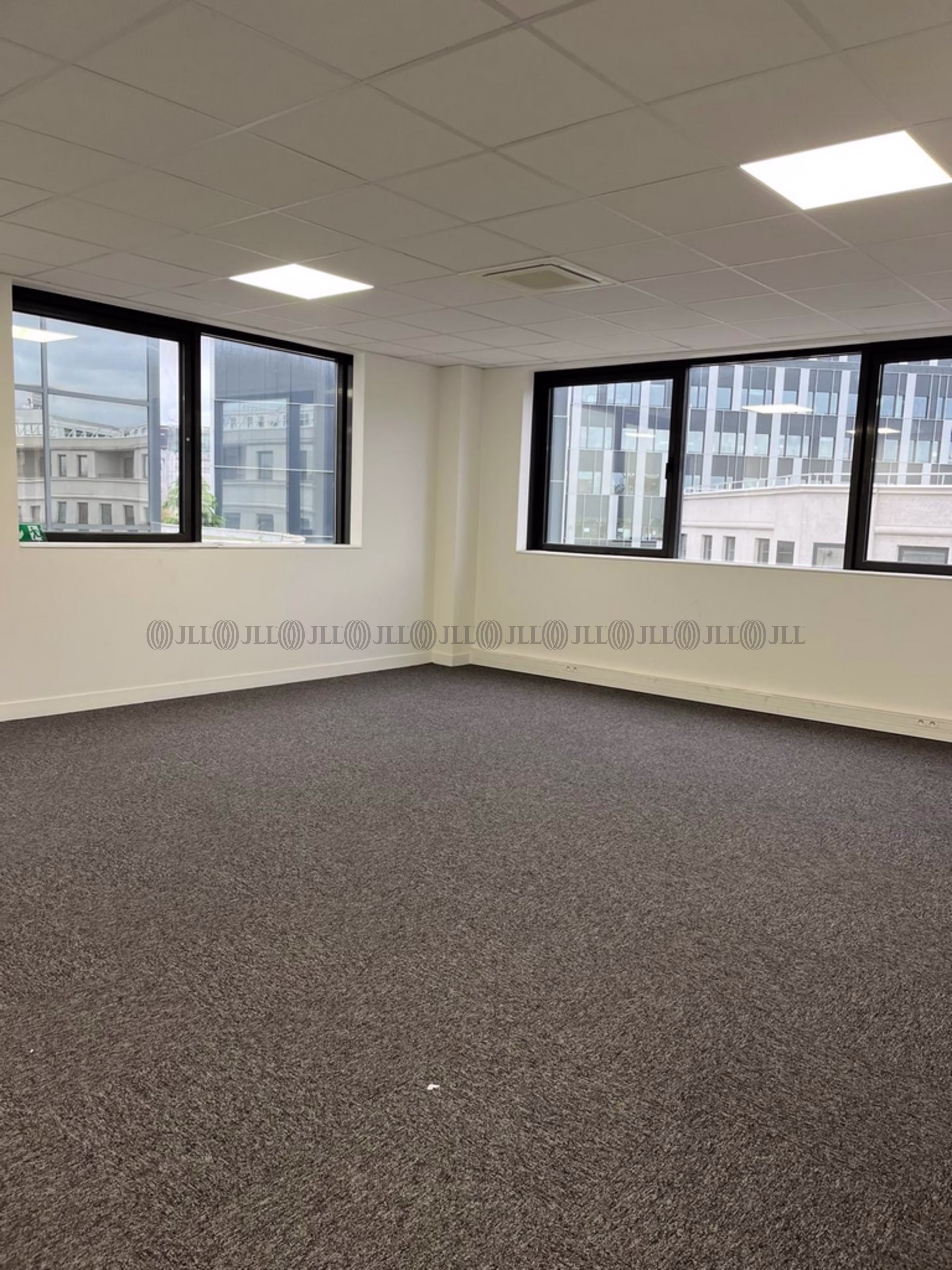 6 RUE OLOF PALME