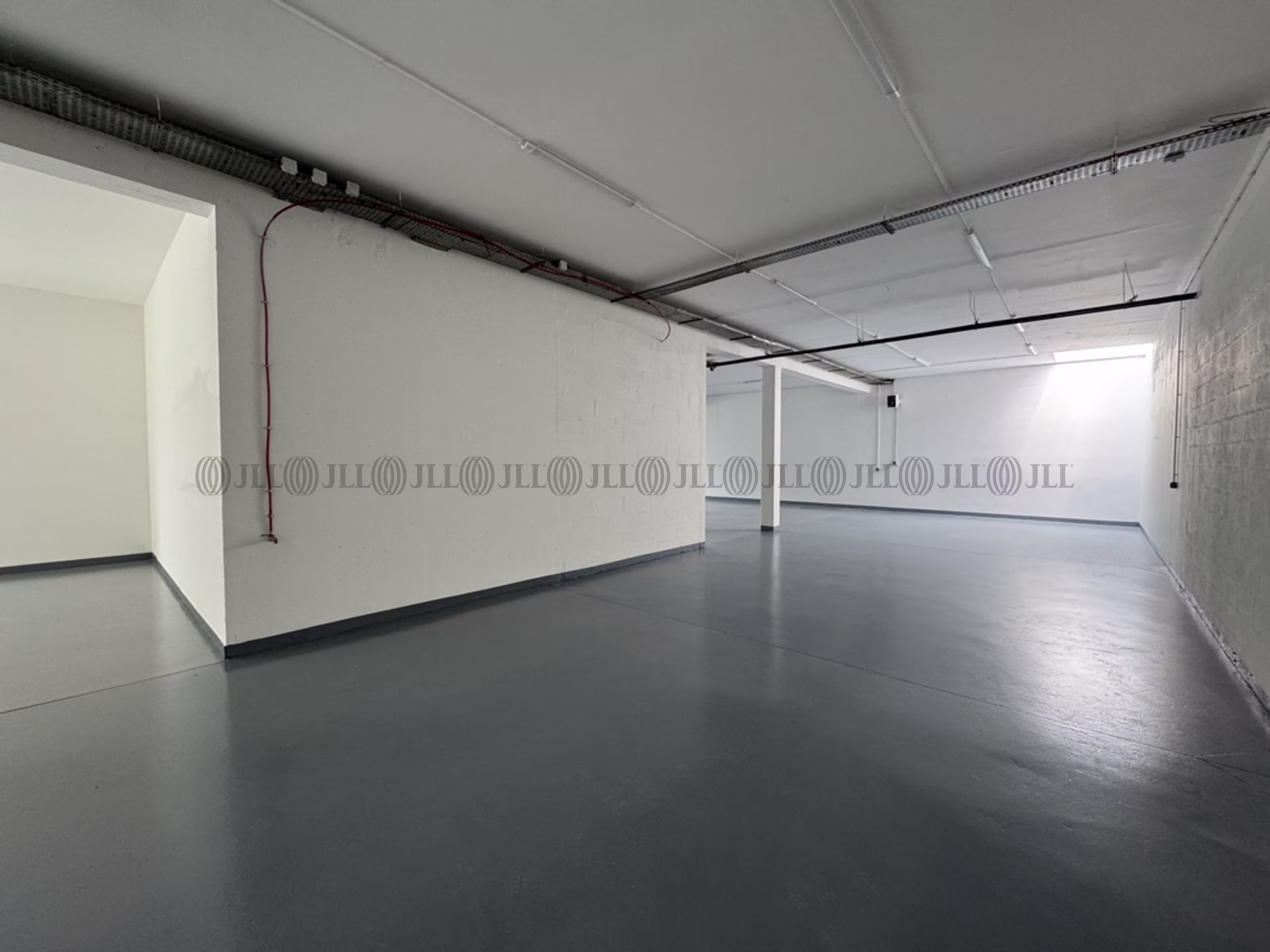 3-7 RUE DES FRERES LUMIERE