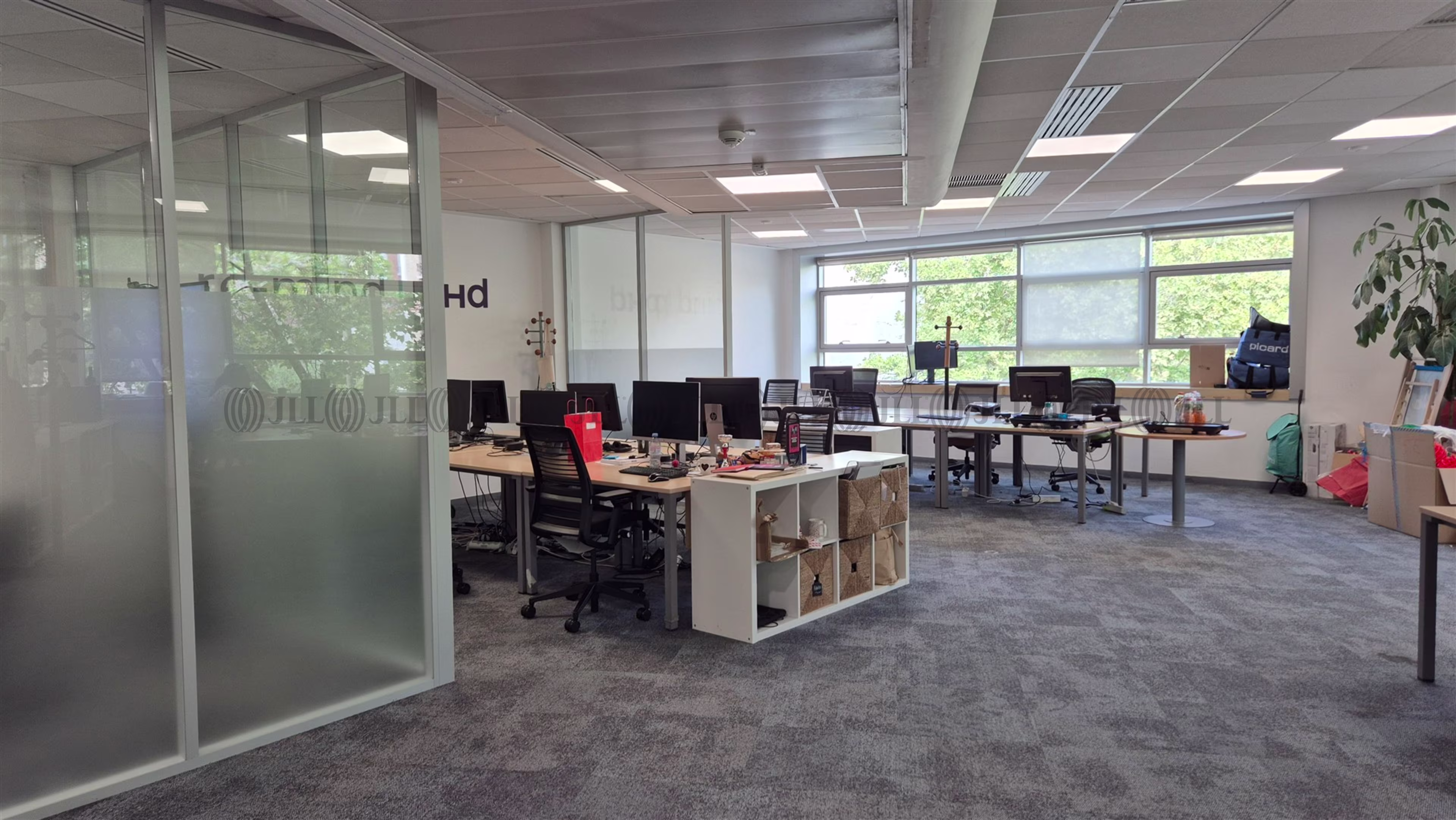 11-15 AVENUE ANDRE MORIZET