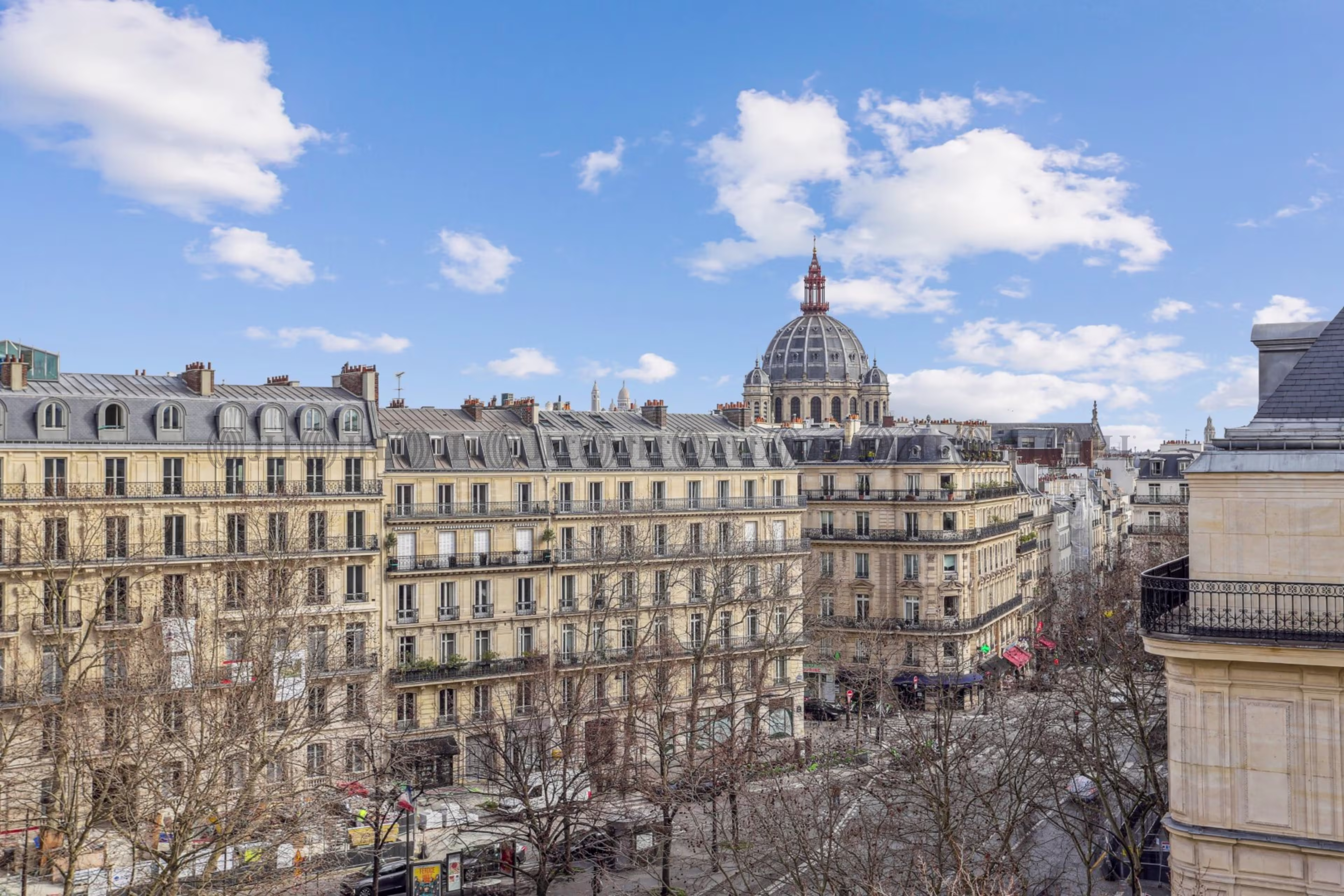 31-33 RUE DE LA BAUME