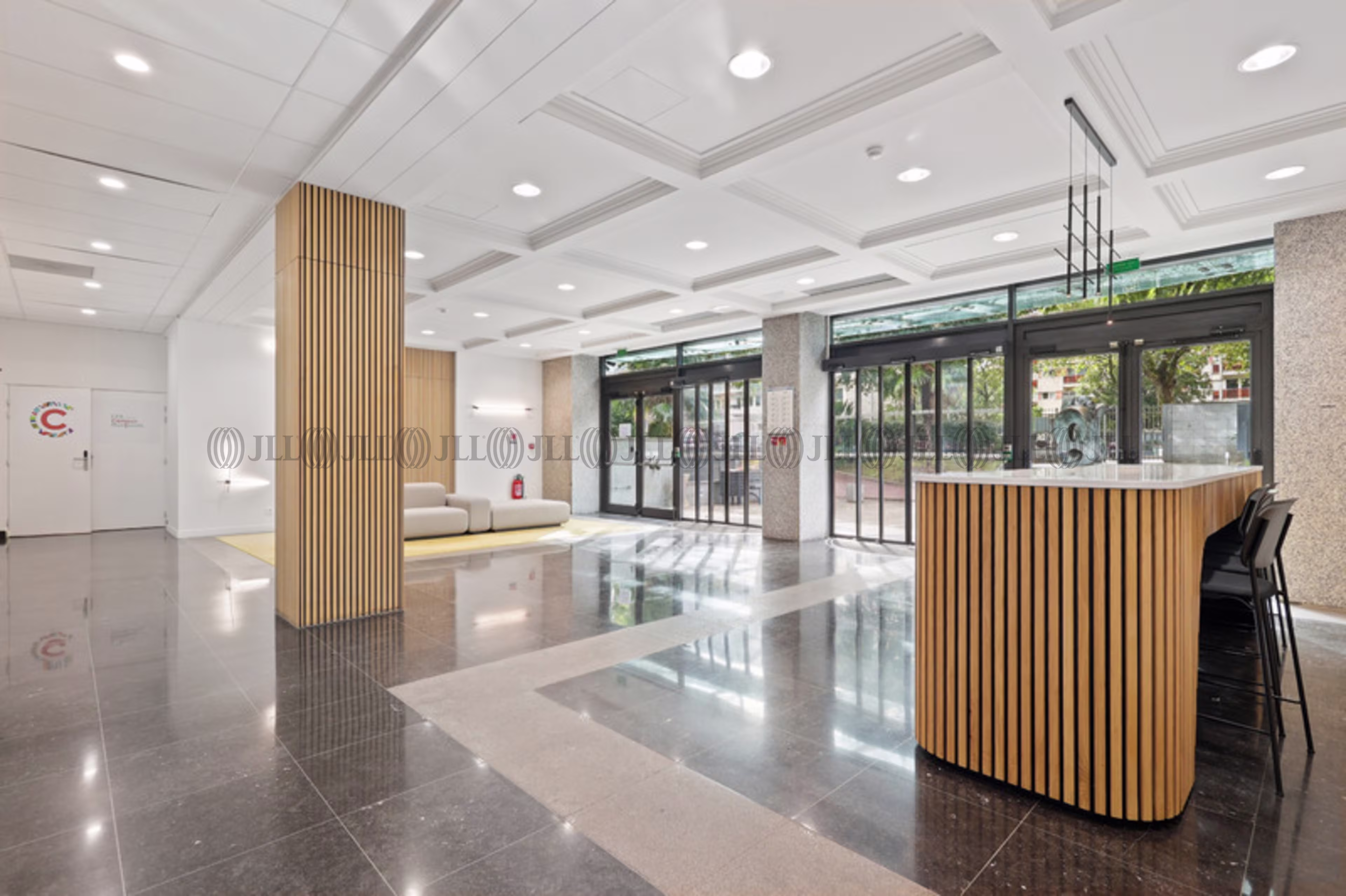 99 AVENUE ARISTIDE BRIAND