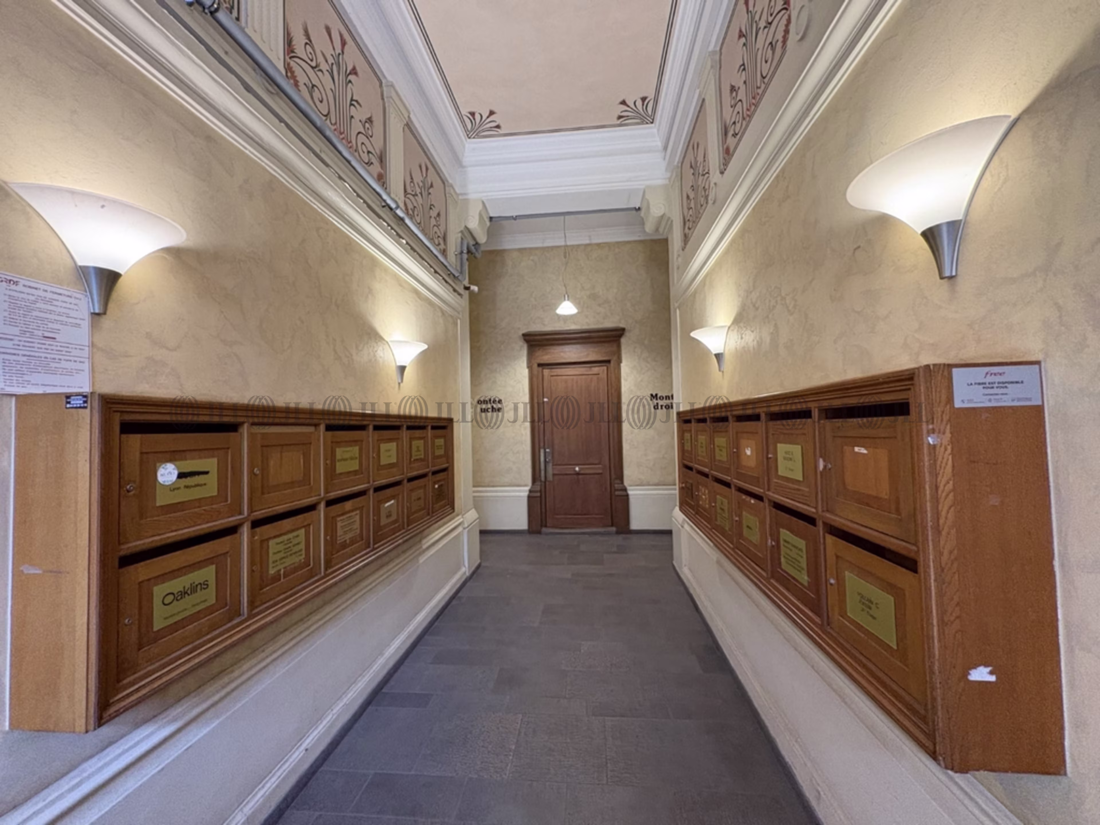 55 RUE DE LA REPUBLIQUE