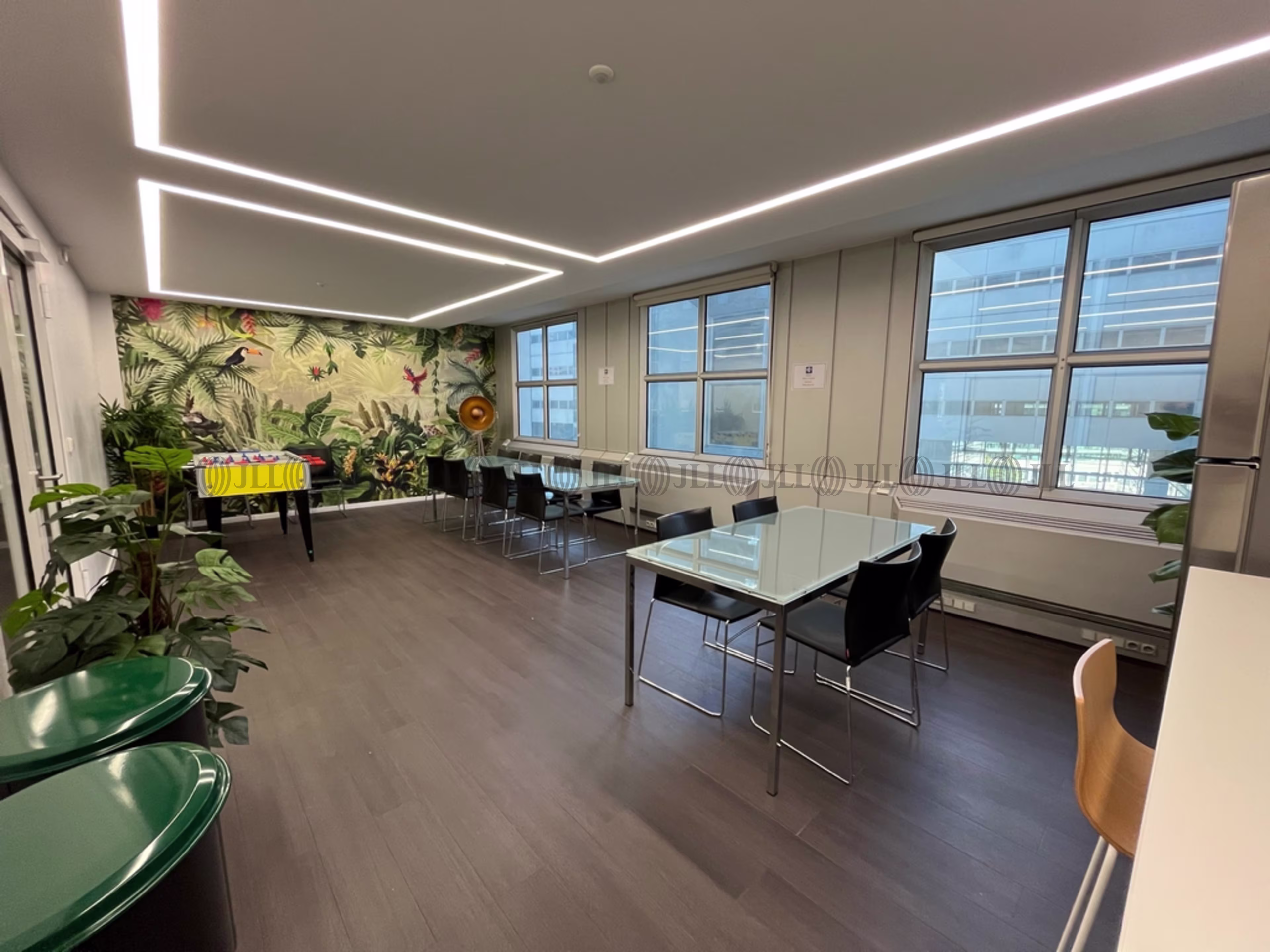 1 PARVIS DE LA DEFENSE