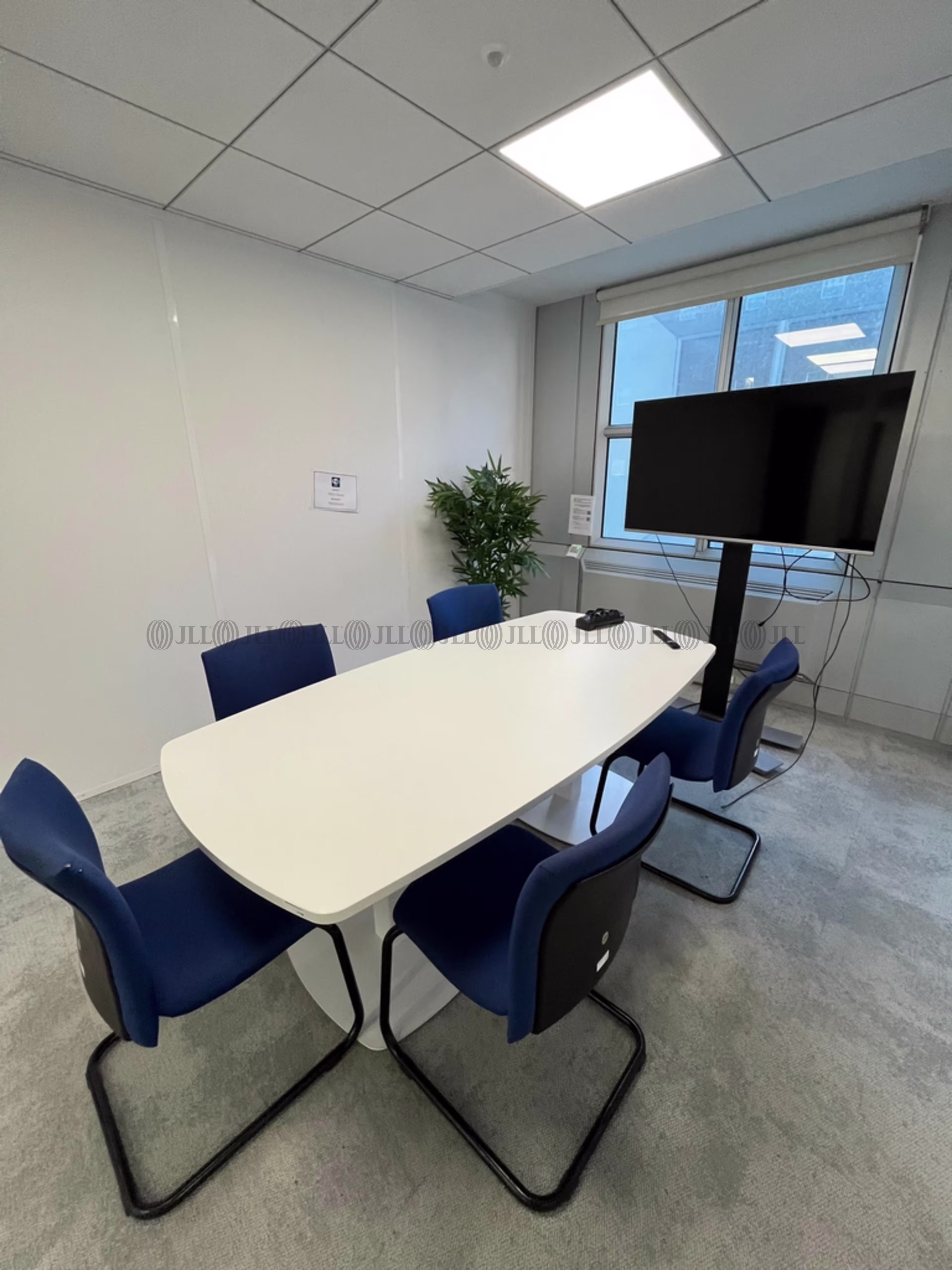 1 PARVIS DE LA DEFENSE