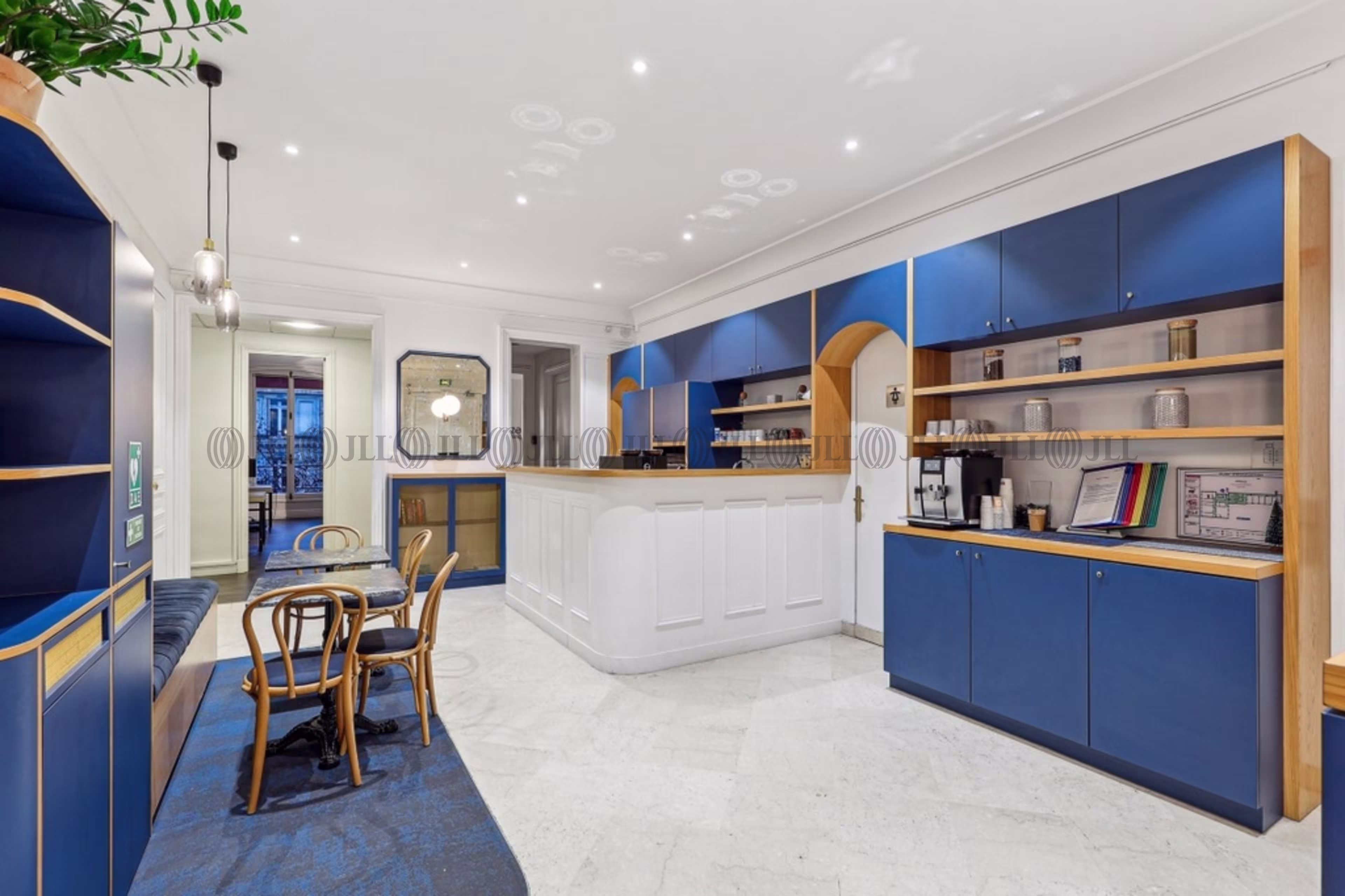 156 BOULEVARD HAUSSMANN