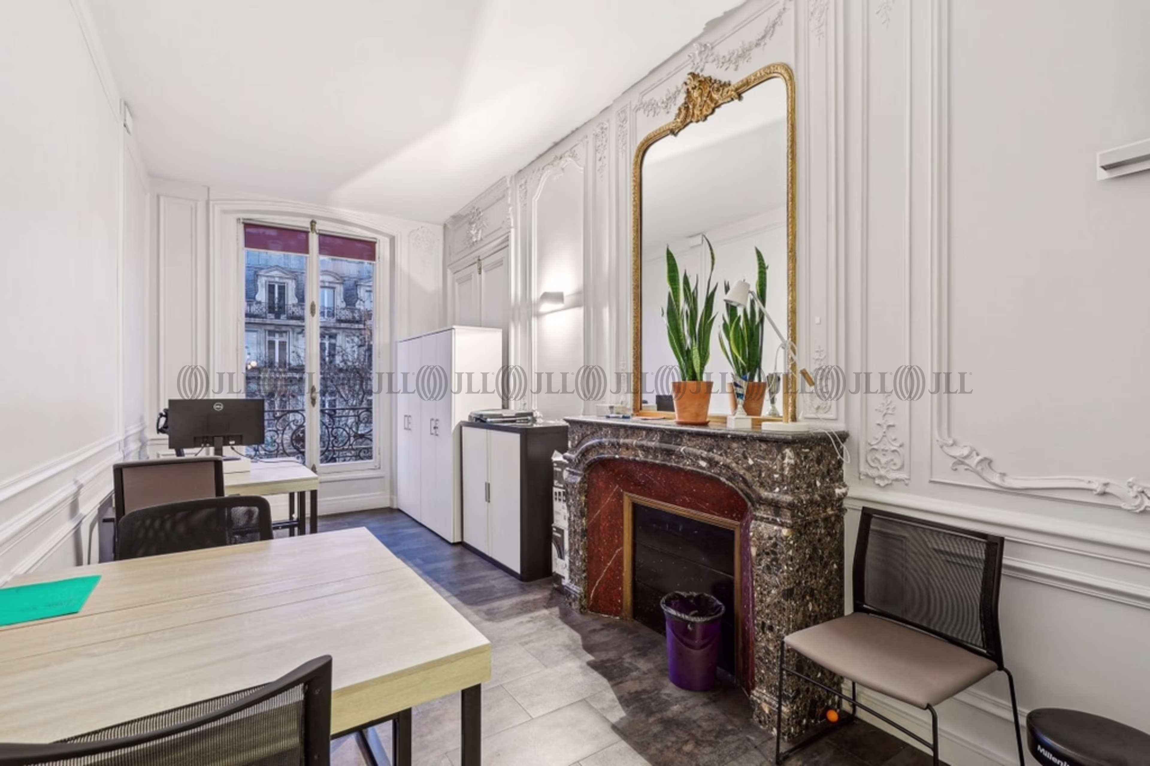 156 BOULEVARD HAUSSMANN