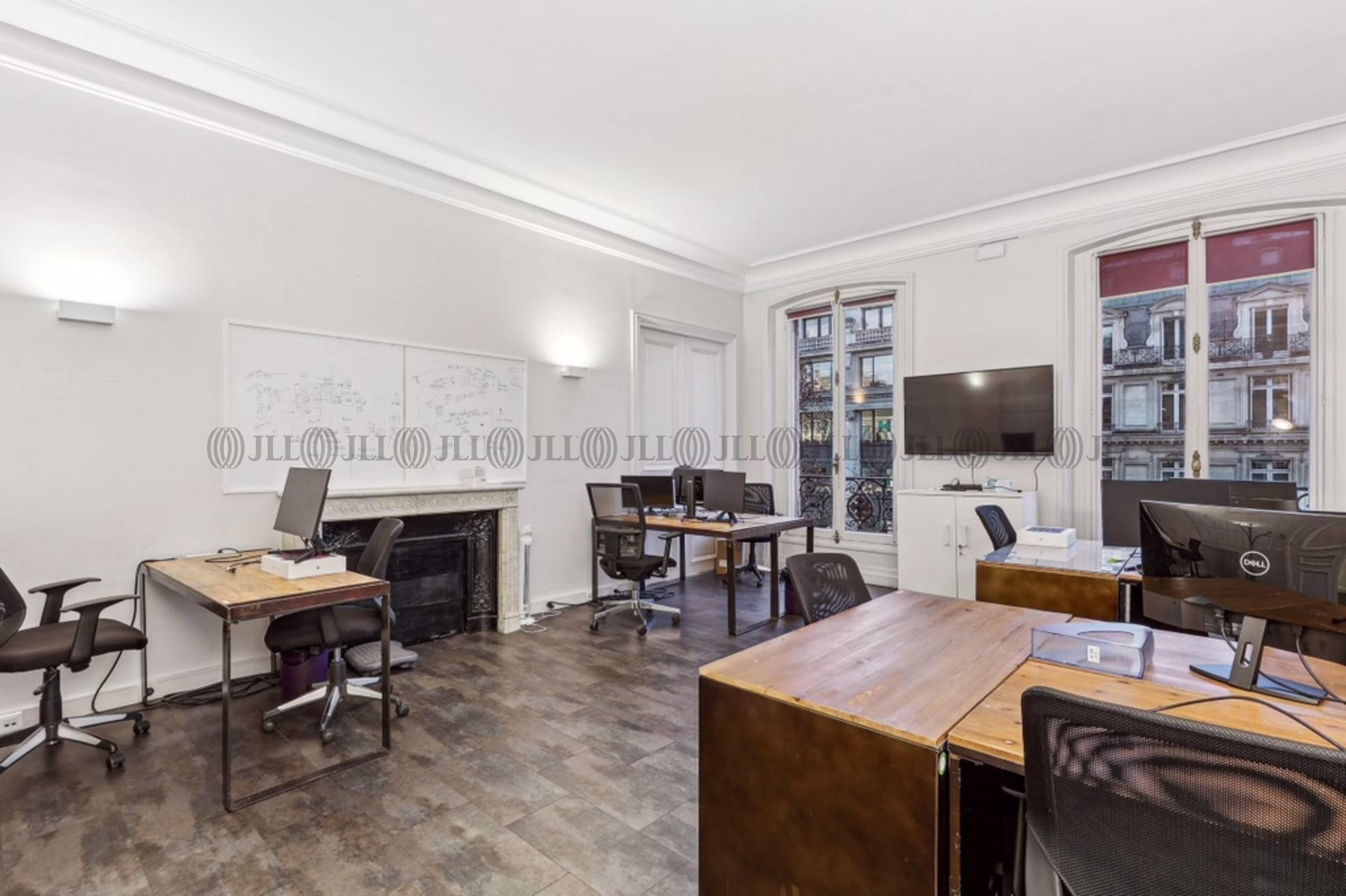 156 BOULEVARD HAUSSMANN