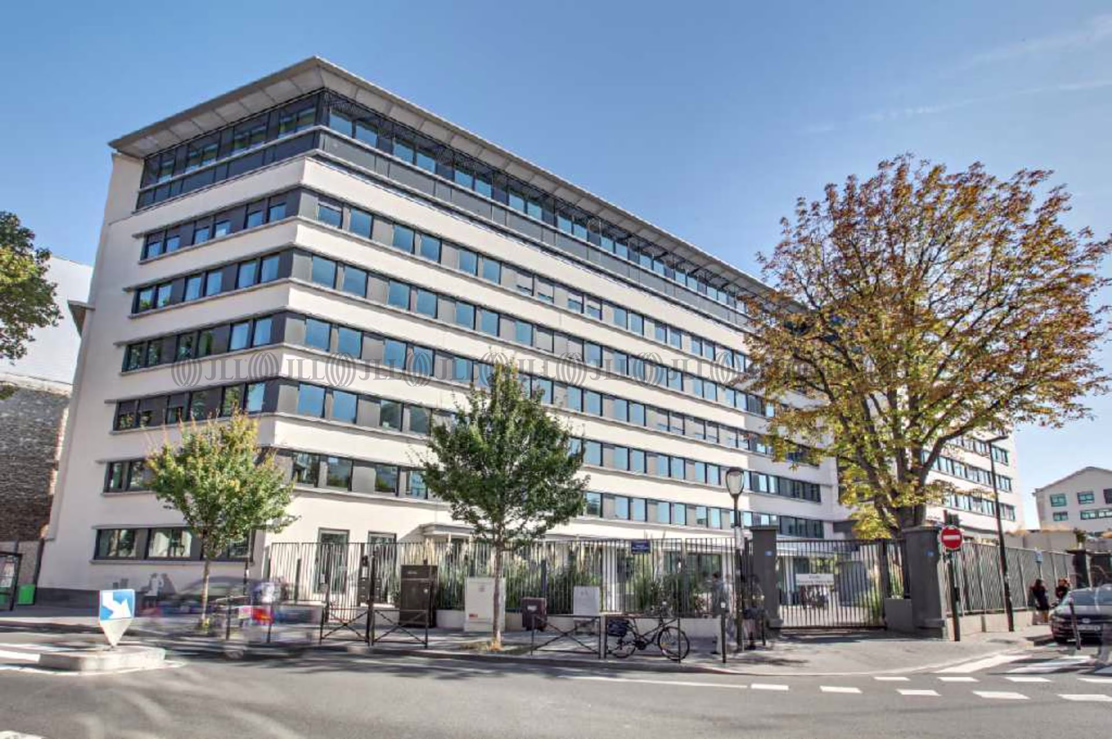 32 AVENUE PIERRE GRENIER