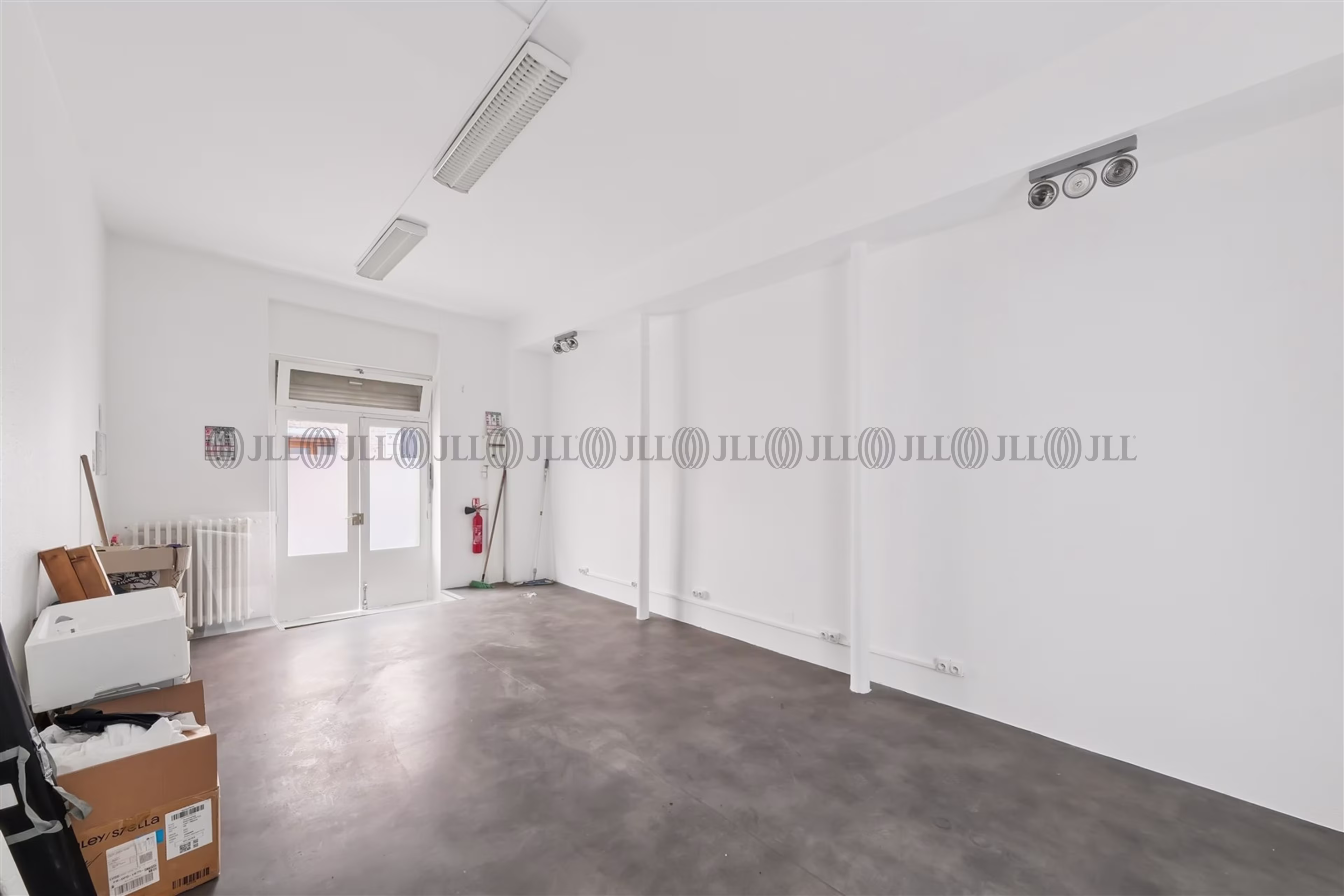 10 RUE GAMBEY