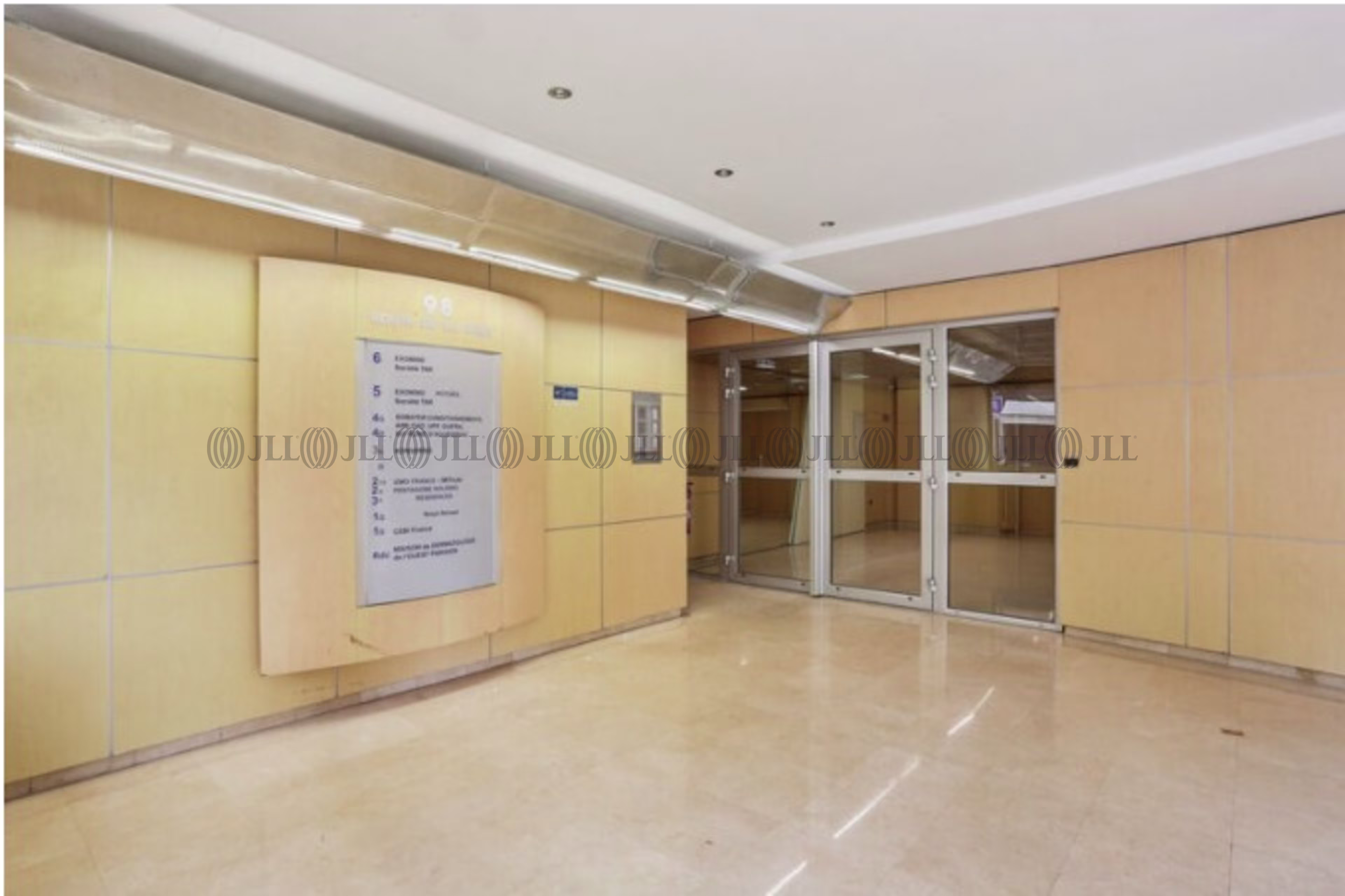 98 ROUTE DE LA REINE