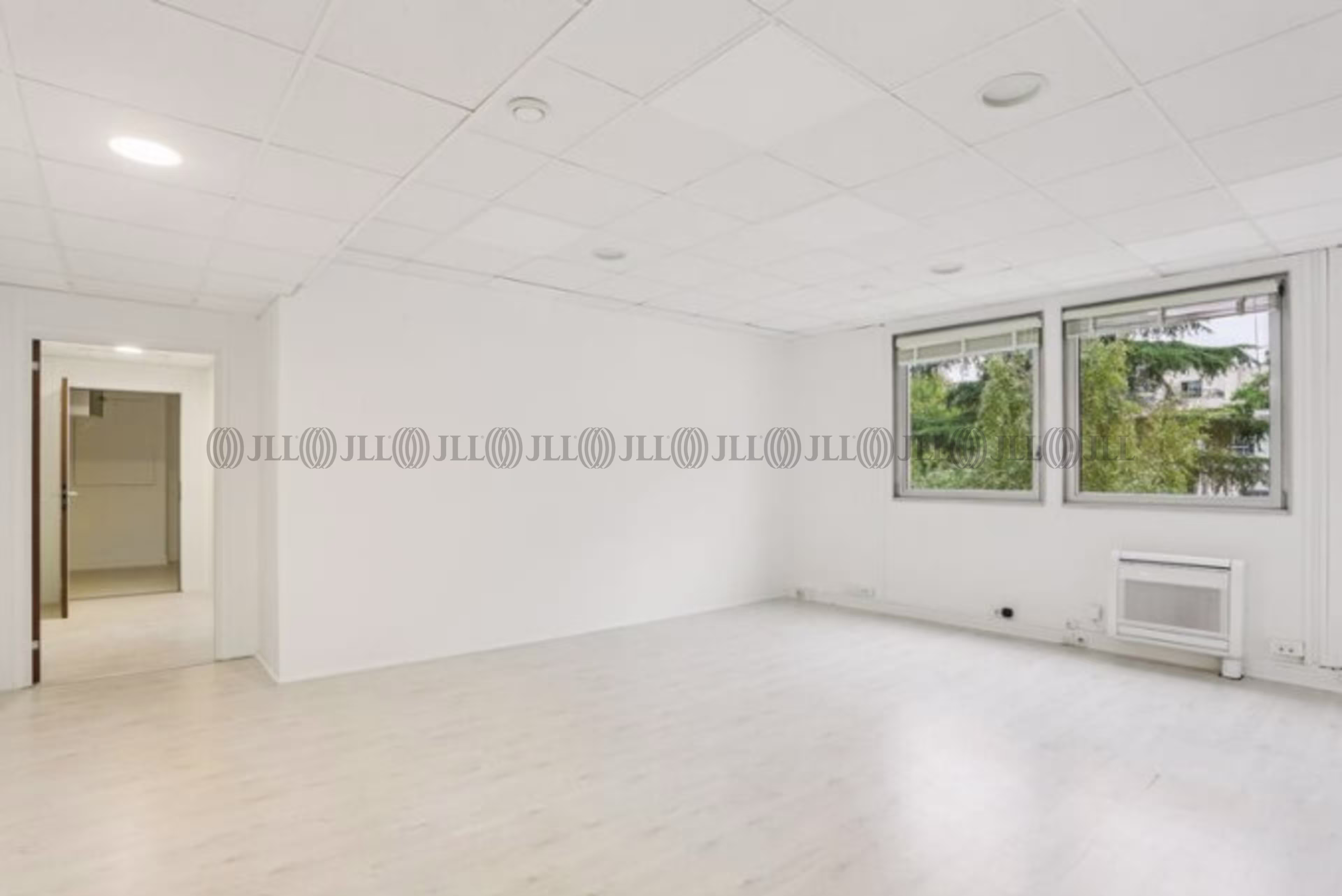 98 ROUTE DE LA REINE