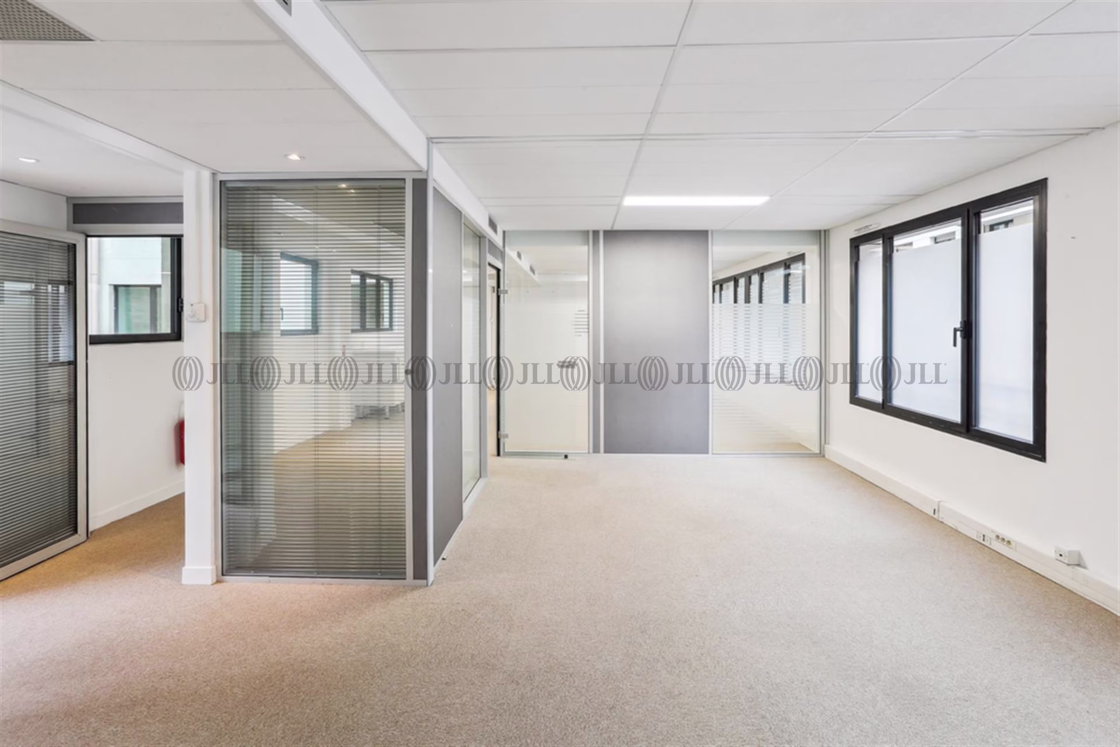 21-23 RUE SAINT PIERRE