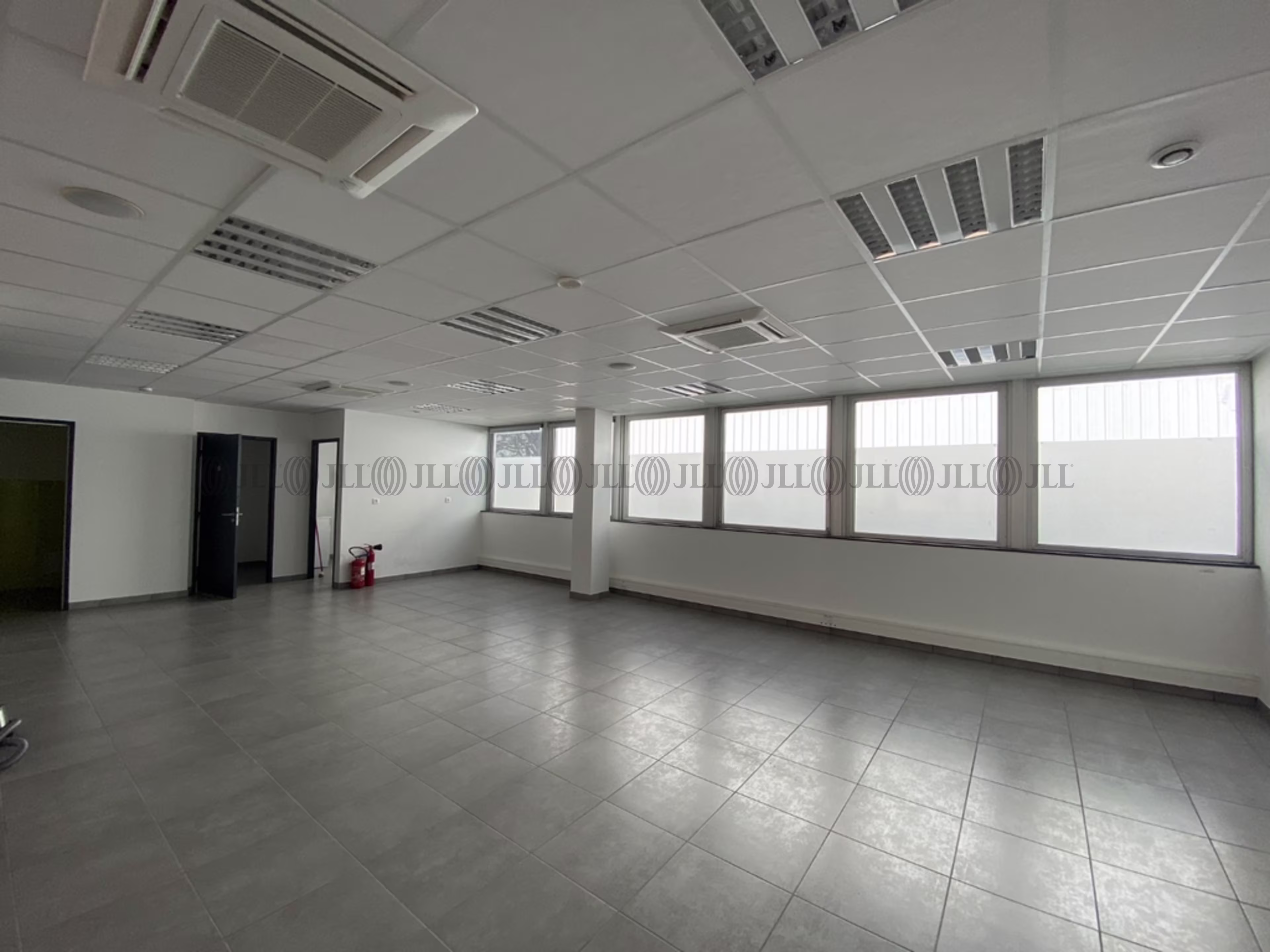 23 RUE LAVOISIER