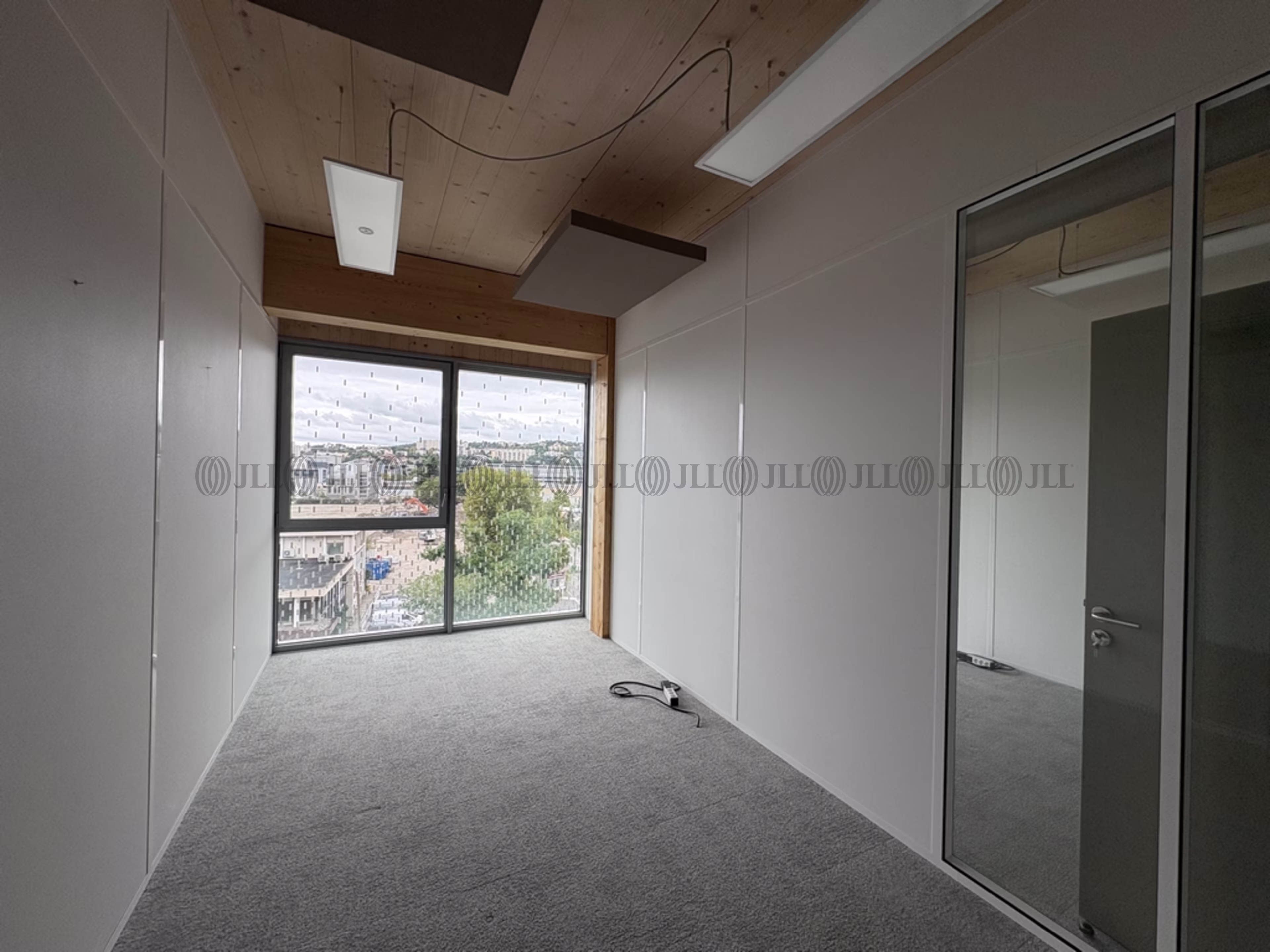 259-261 RUE MARCEL MERIEUX
